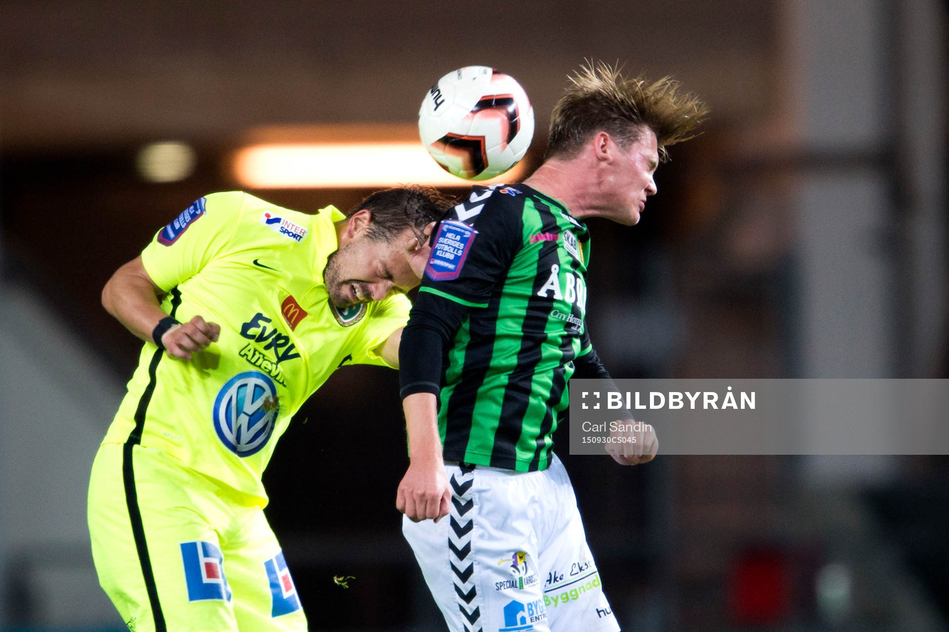 Jönköpings Fredric Fendrich i nickduell med GAIS Arnar