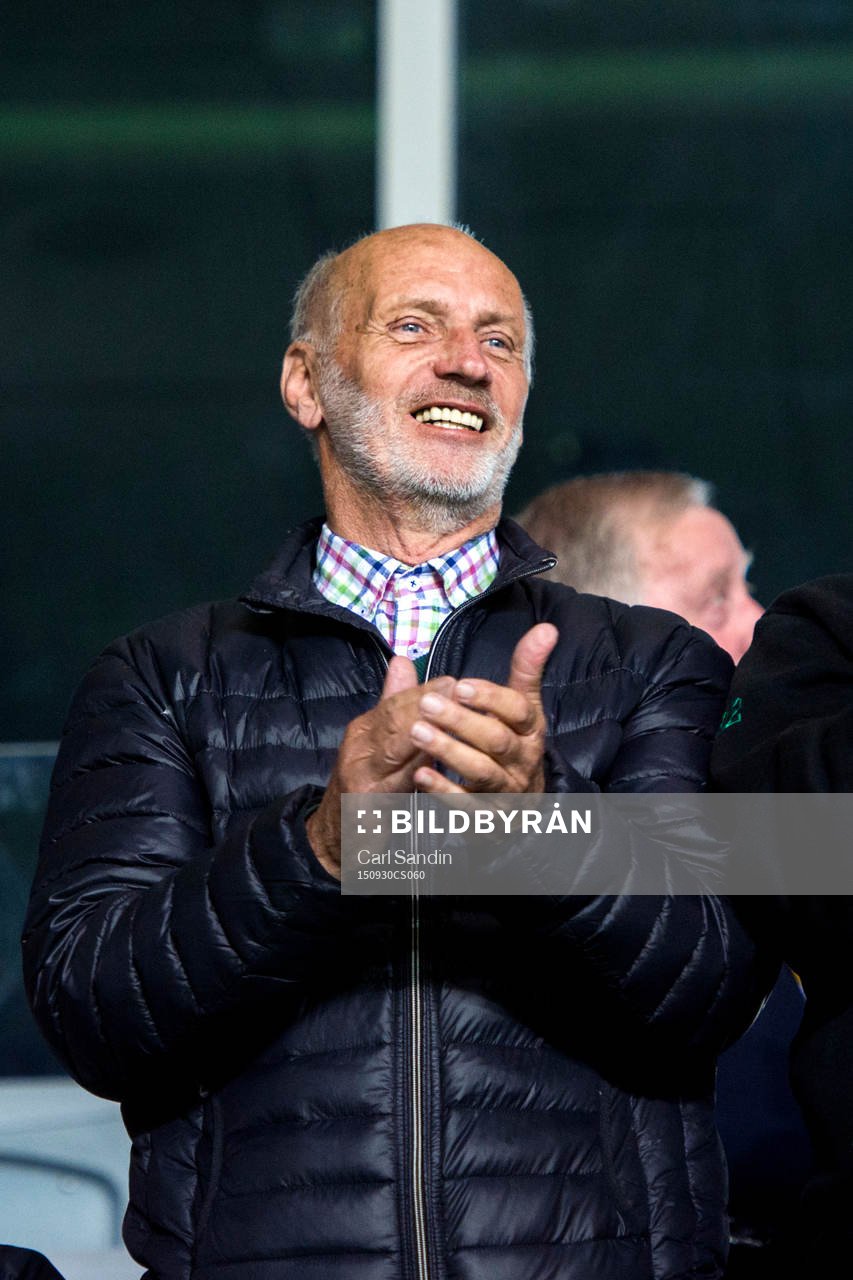 Den f.d. Jönköping Södra-spelaren Sonny Nordqvist jublar