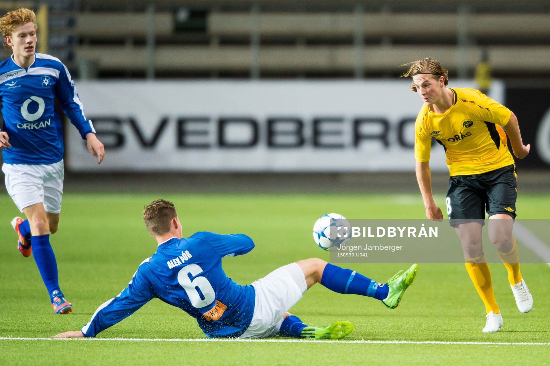 Elfsborgs Simon Olsson tar sig förbi Stjarnans Alex