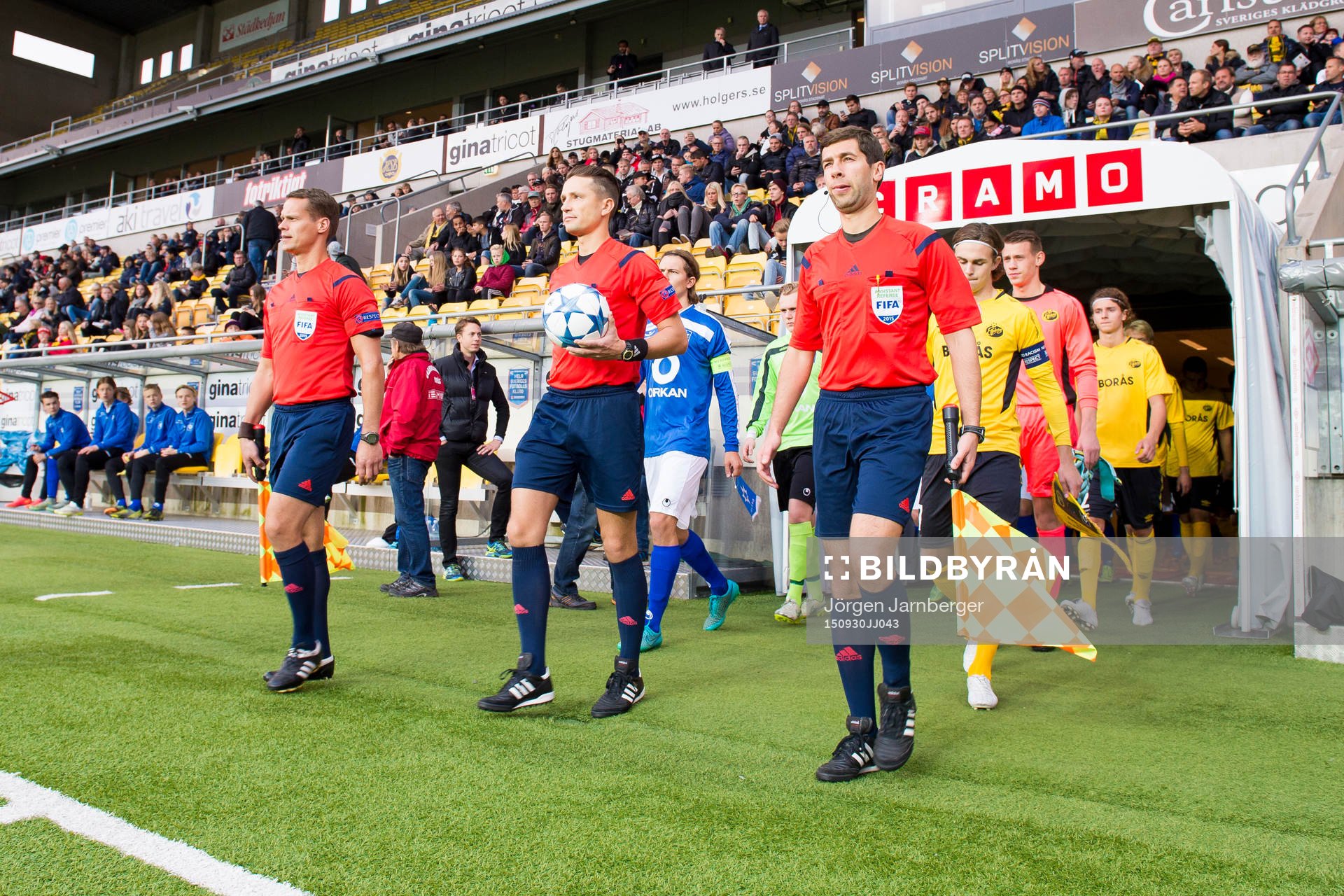 under en fotbollsmatch i U19 UEFA Youth League mellan
