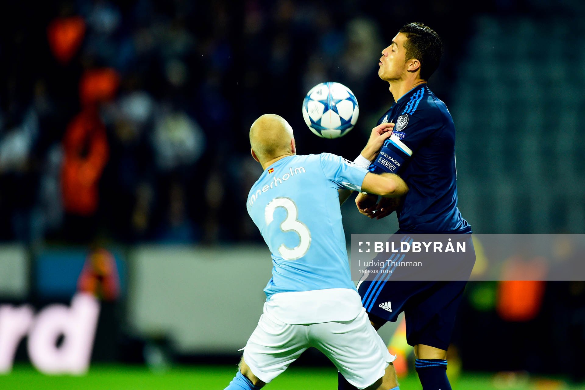 Malmö FFs Anton Tinnerholmoch Real Madrids Cristiano