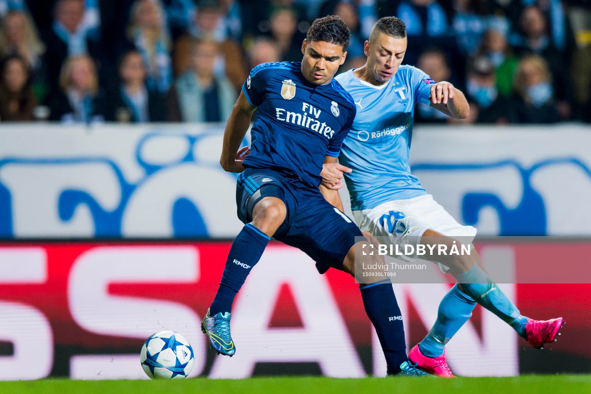 Real Madrids Casemiro och Malmö FFs Nikola Djurdjic