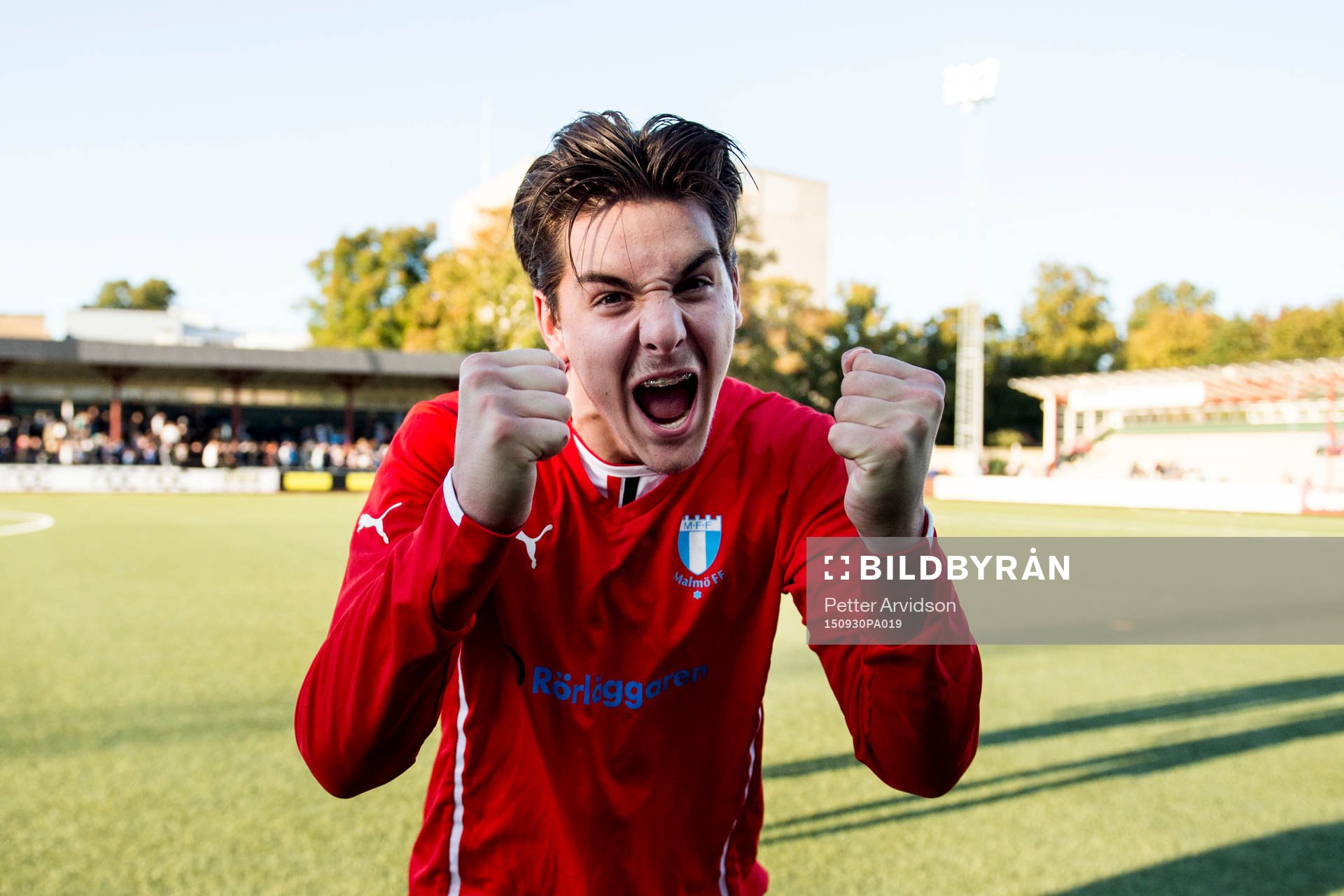 Malmö FFs målvakt Marko Johansson jublar efter fotbollsmatchen i UEFA Youth League mellan Malmö FF och Real Madrid den 30 september 2015 i Malmö.