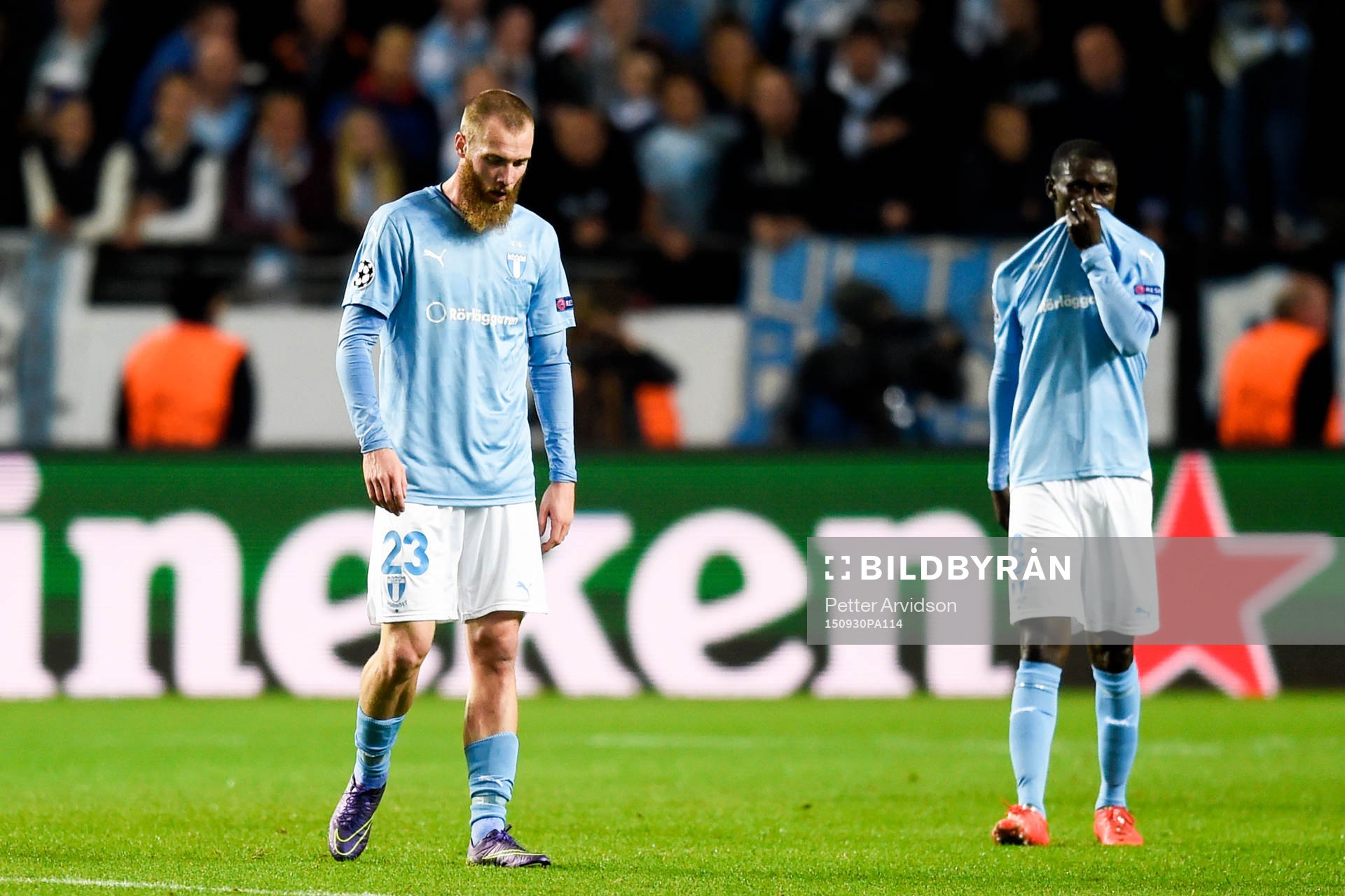 Malmö FFs Enoch Kofi Adu och Jo Inge Berget deppar