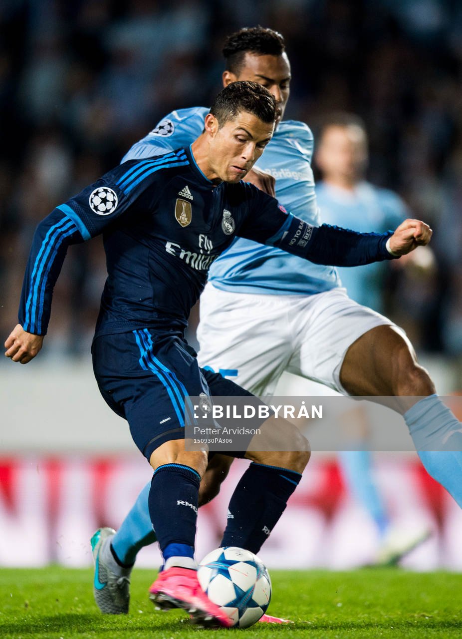 Real Madrids Cristiano Ronaldo och Malmö FFs Luis Felipe