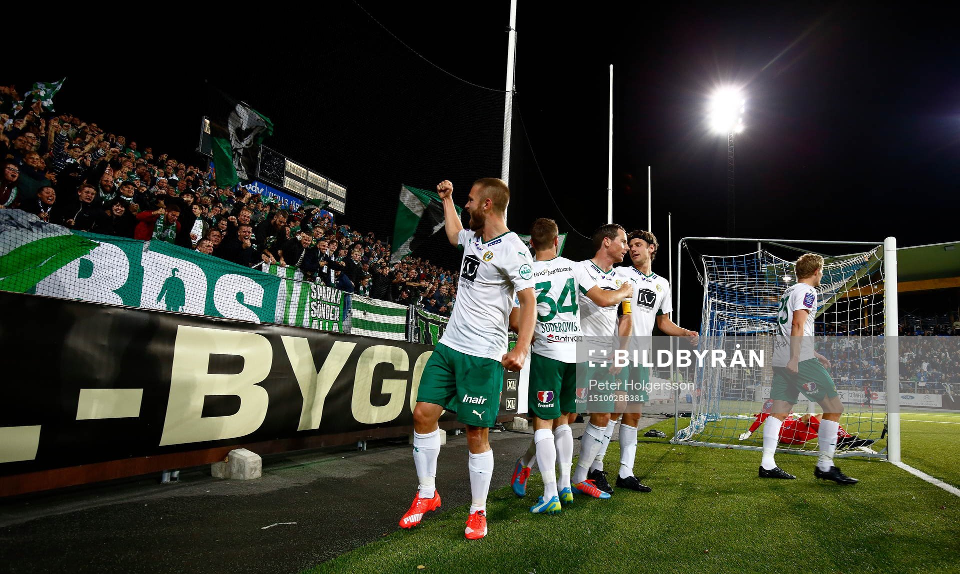 Hammarbys Mats Solheim jublar