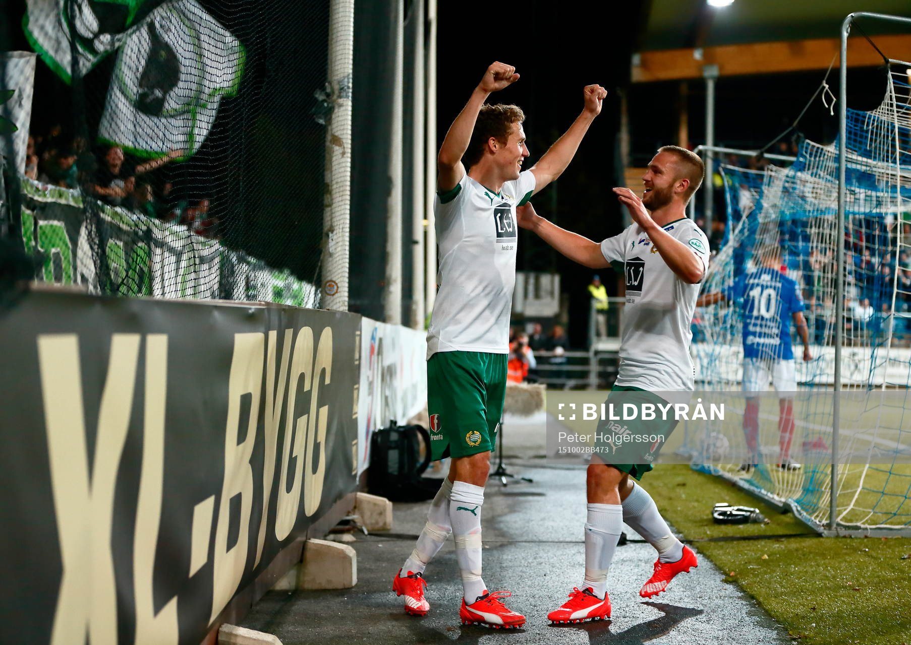 Hammarbys Fredrik Torsteinbø och Mats Solheim jublar