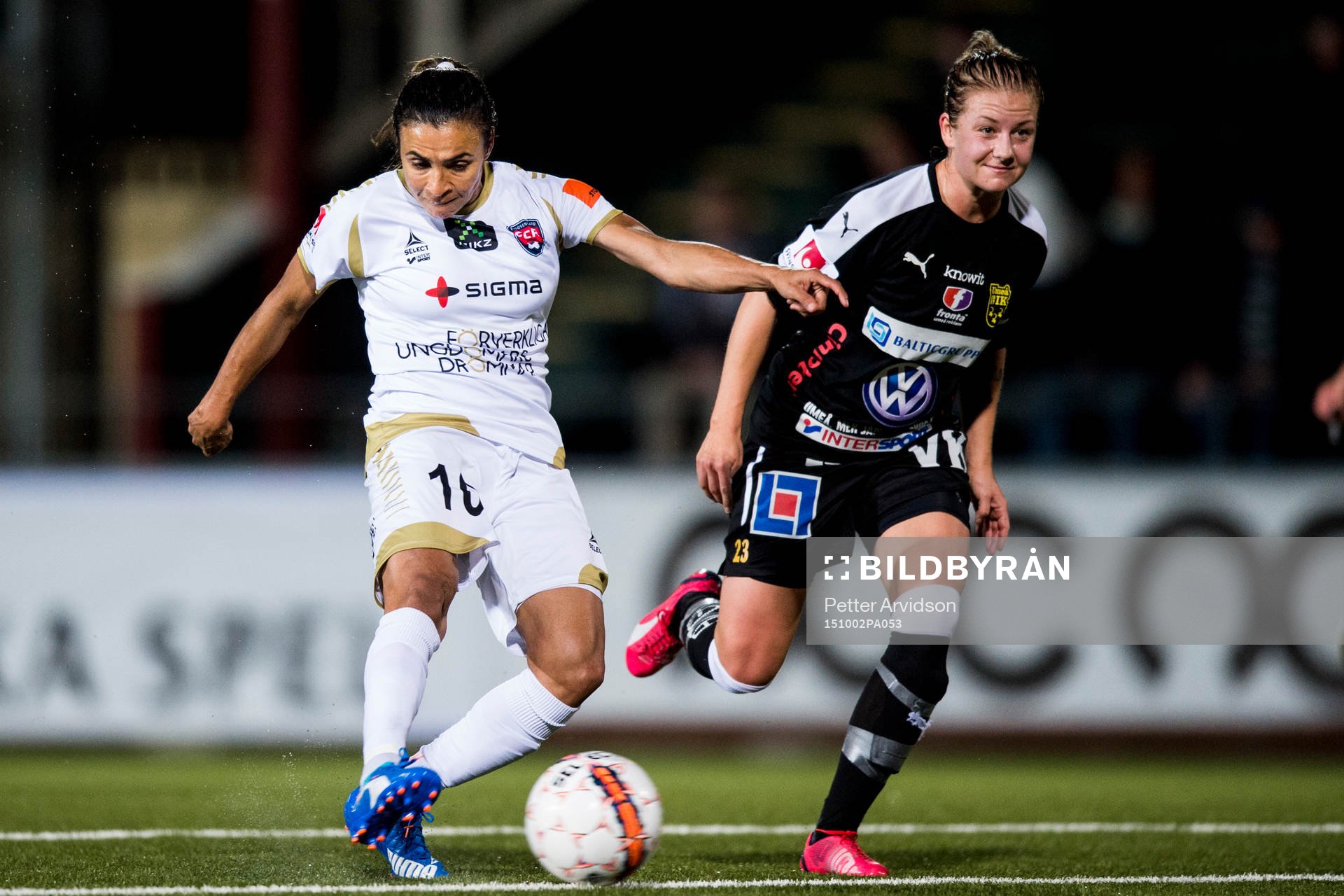 Rosengårds Marta Viera Da Silva och Umeås Emma Åberg