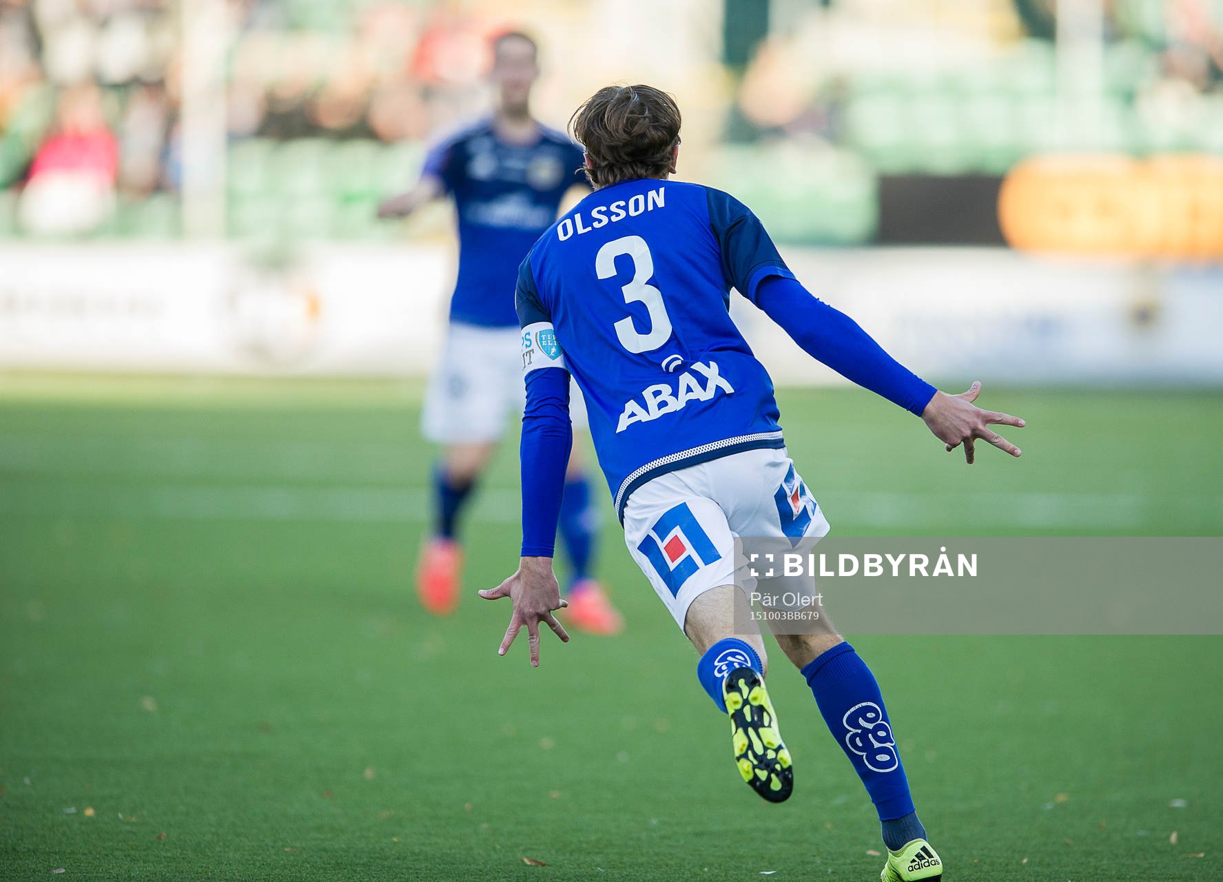 Sundsvalls Dennis Olsson jublar