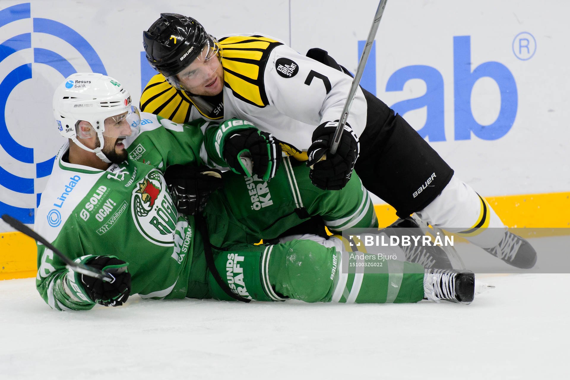 Brynäs Ponthus Westerholm hamnar ovanpå Rögles Kevin