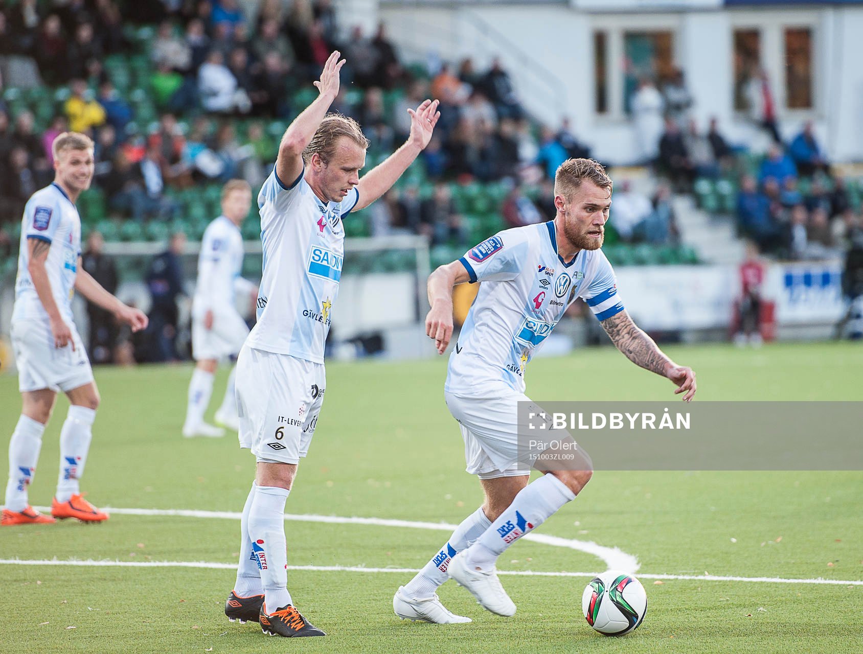 Gefles Jesper Florén aktar sig för David Fällman