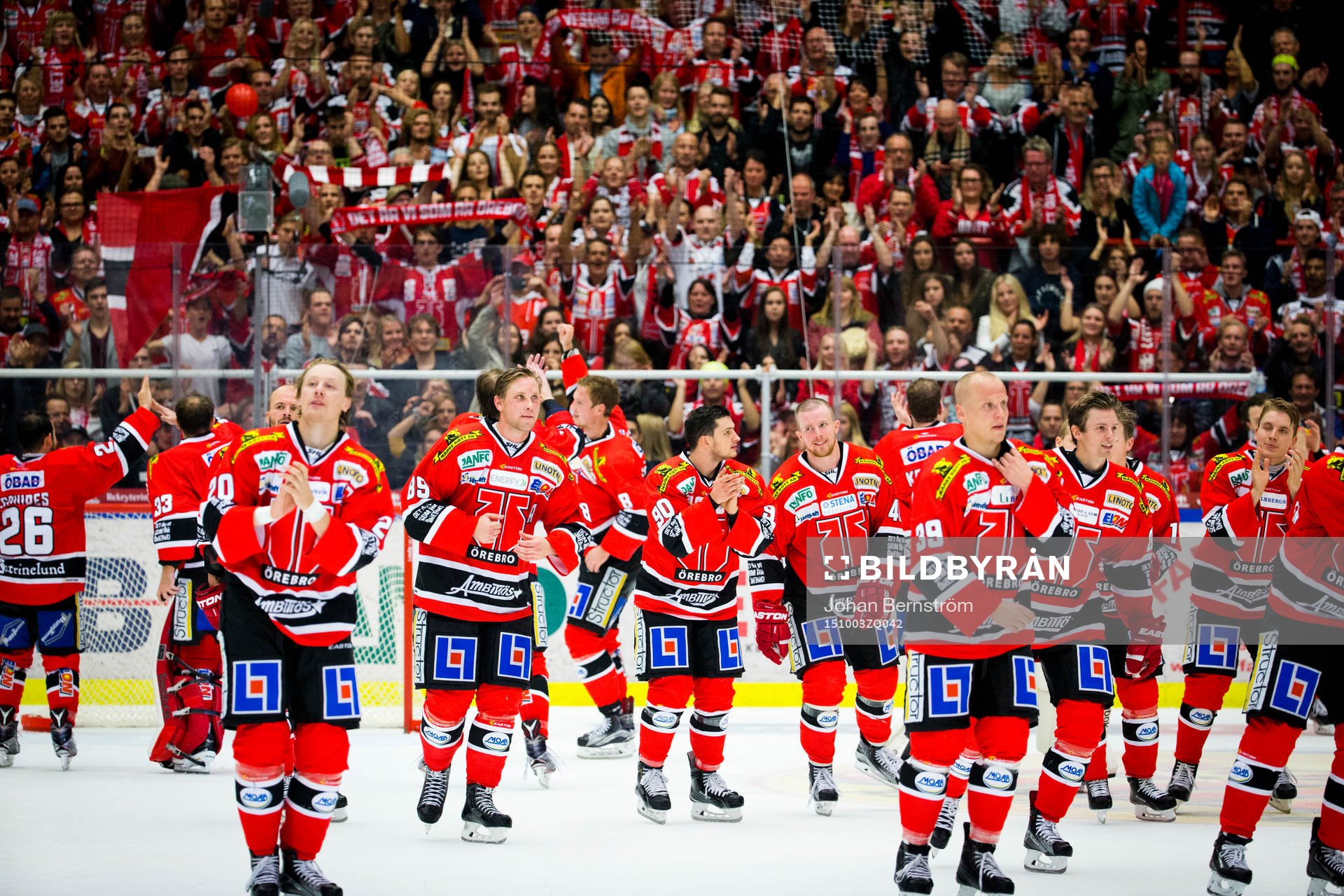 Örebros spelare målvakt Julius Hudacek, Joel Mustonen och