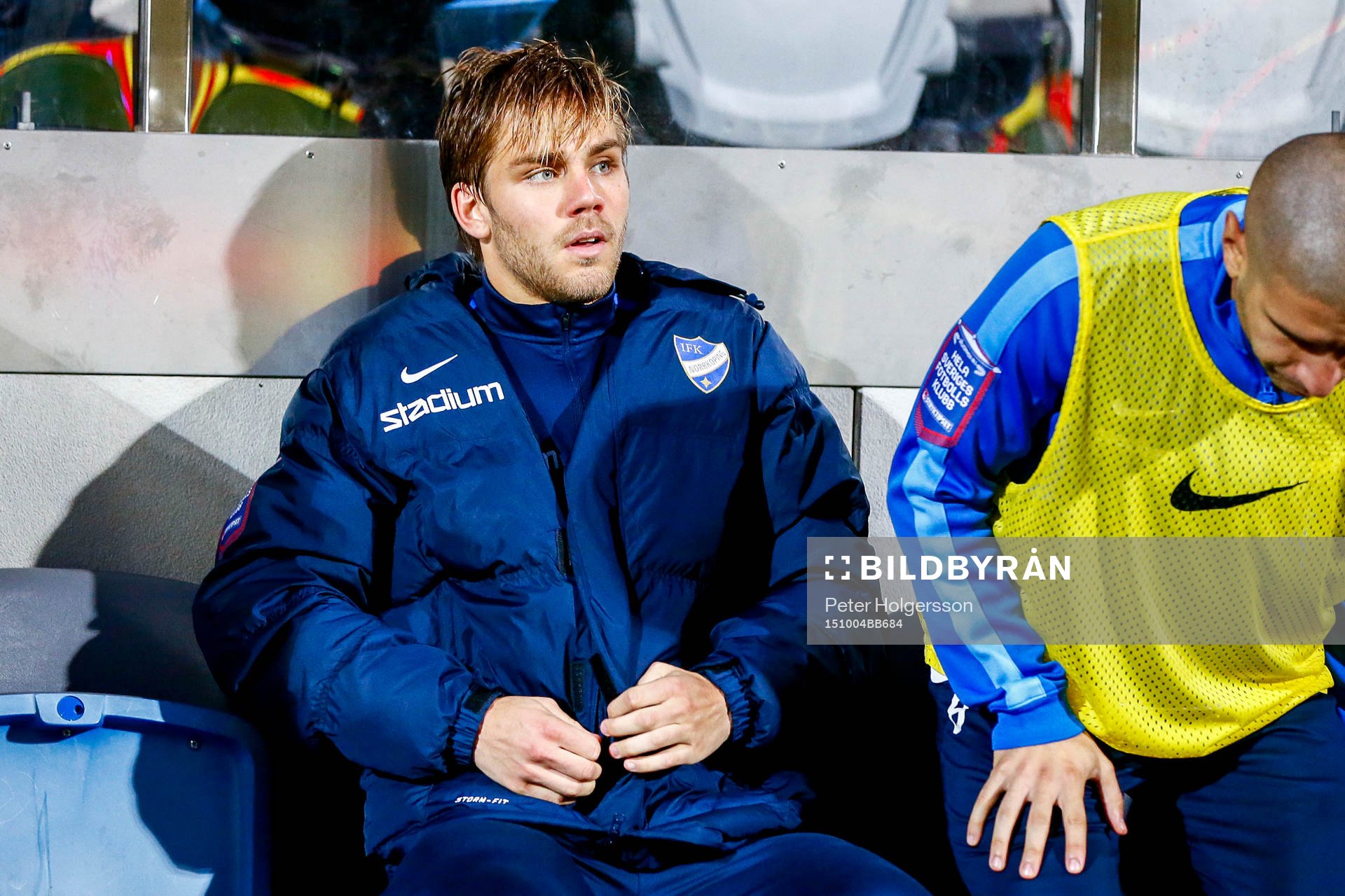 Norrköpings Christoffer Nyman på bänken skadad