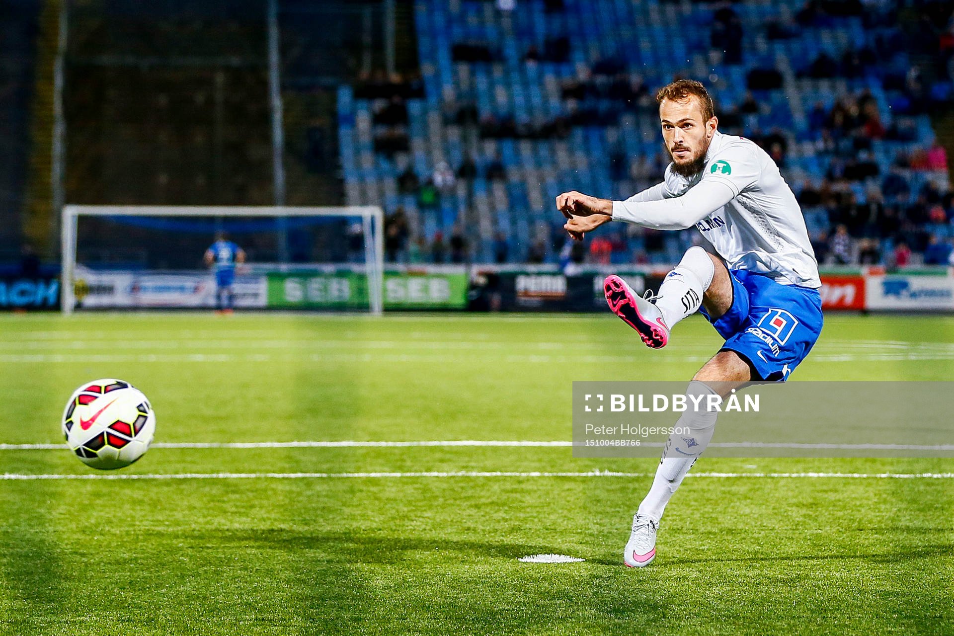 Norrköpings Emir Kujovic gör 1-0 på straff