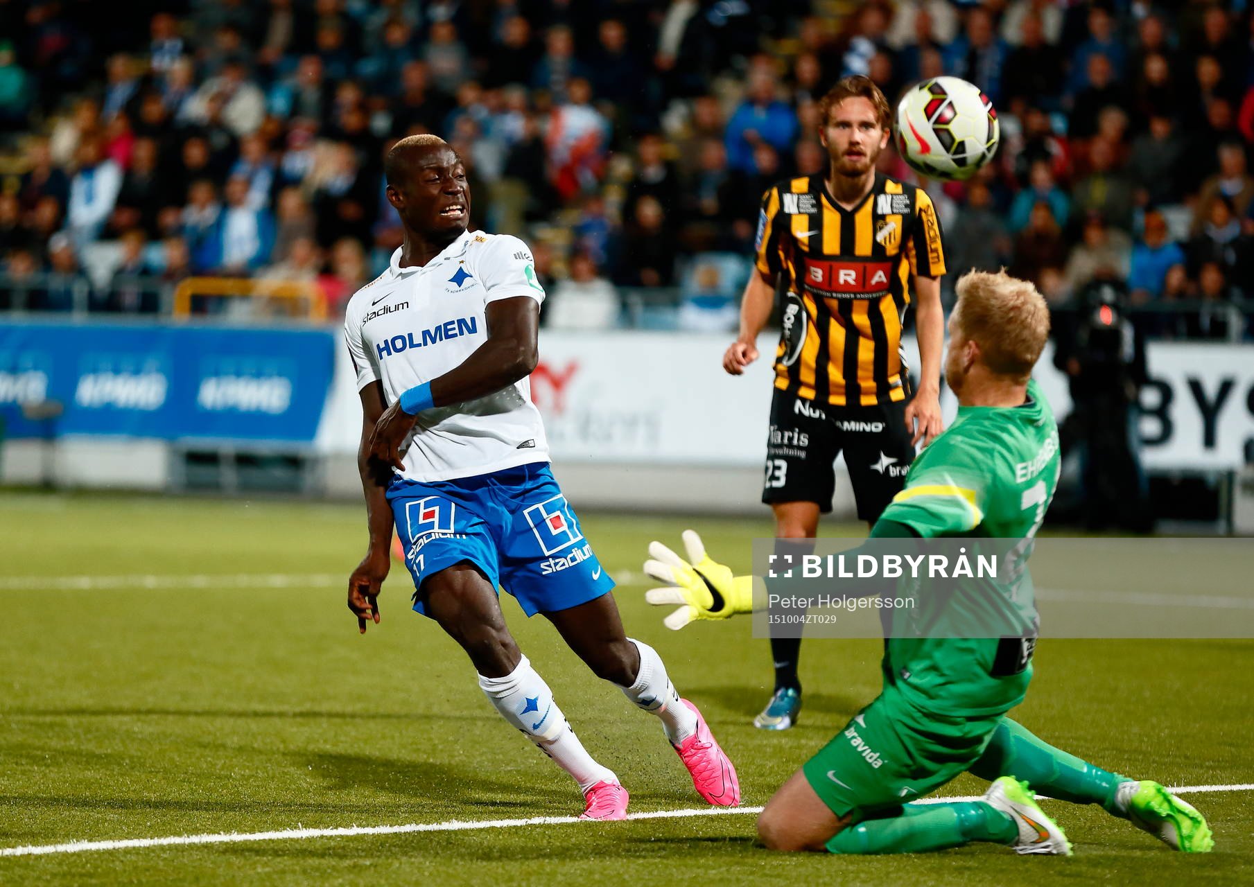 Norrköpings Alhaji Kamara och , Häckens Simon Sandberg