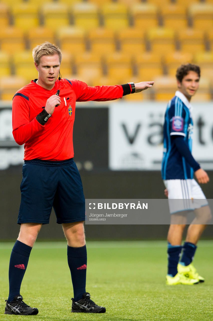 domare Daniel Särén