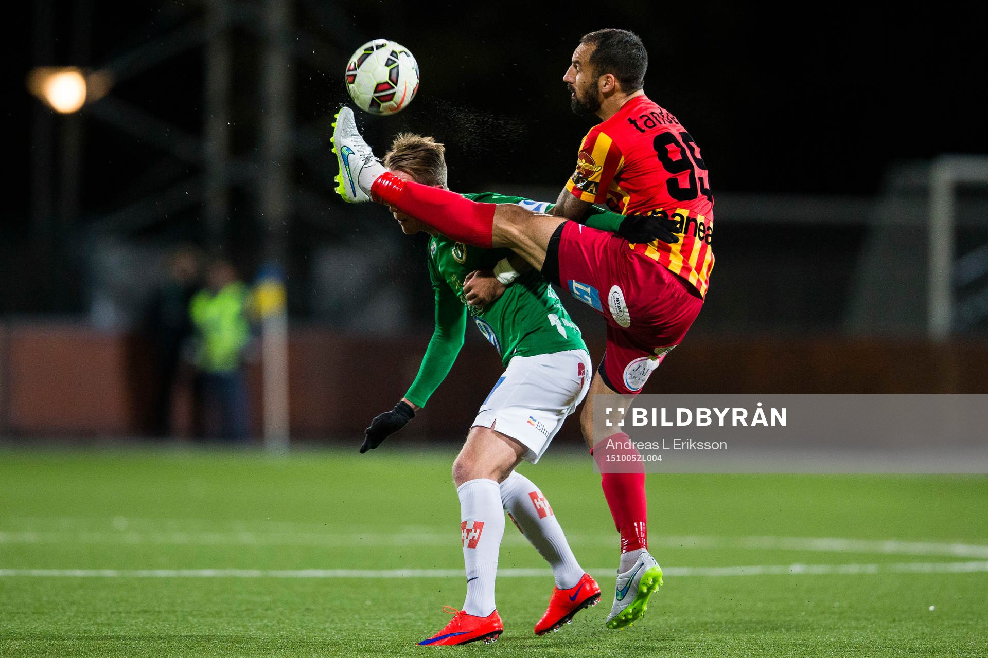 Jönköpings Tommy Thelin och Syrianskas Marko Mihajlovic
