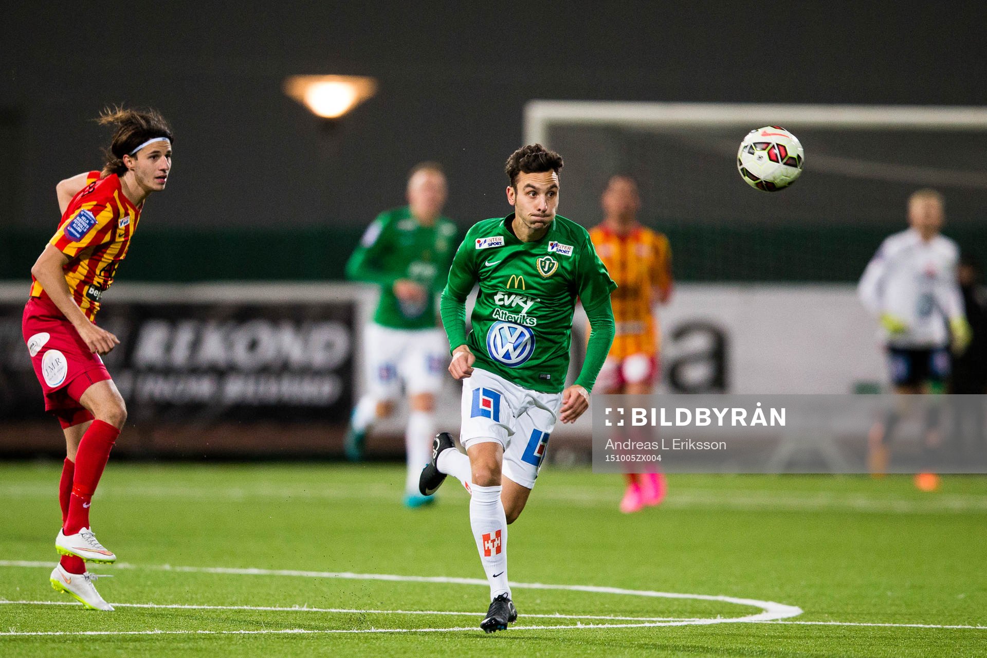 Syrianskas Stefan Ilic och Jönköpings Ronny Sabo