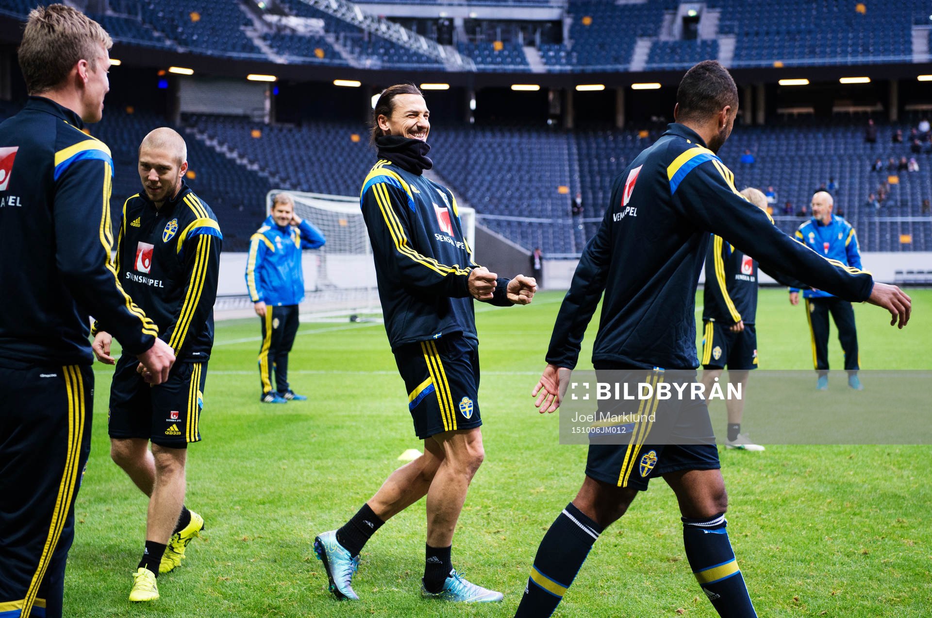 Zlatan Ibrahimovic skrattar