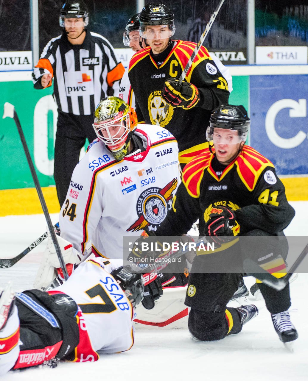 Luleås målvakt Joel Lassinantti deppar