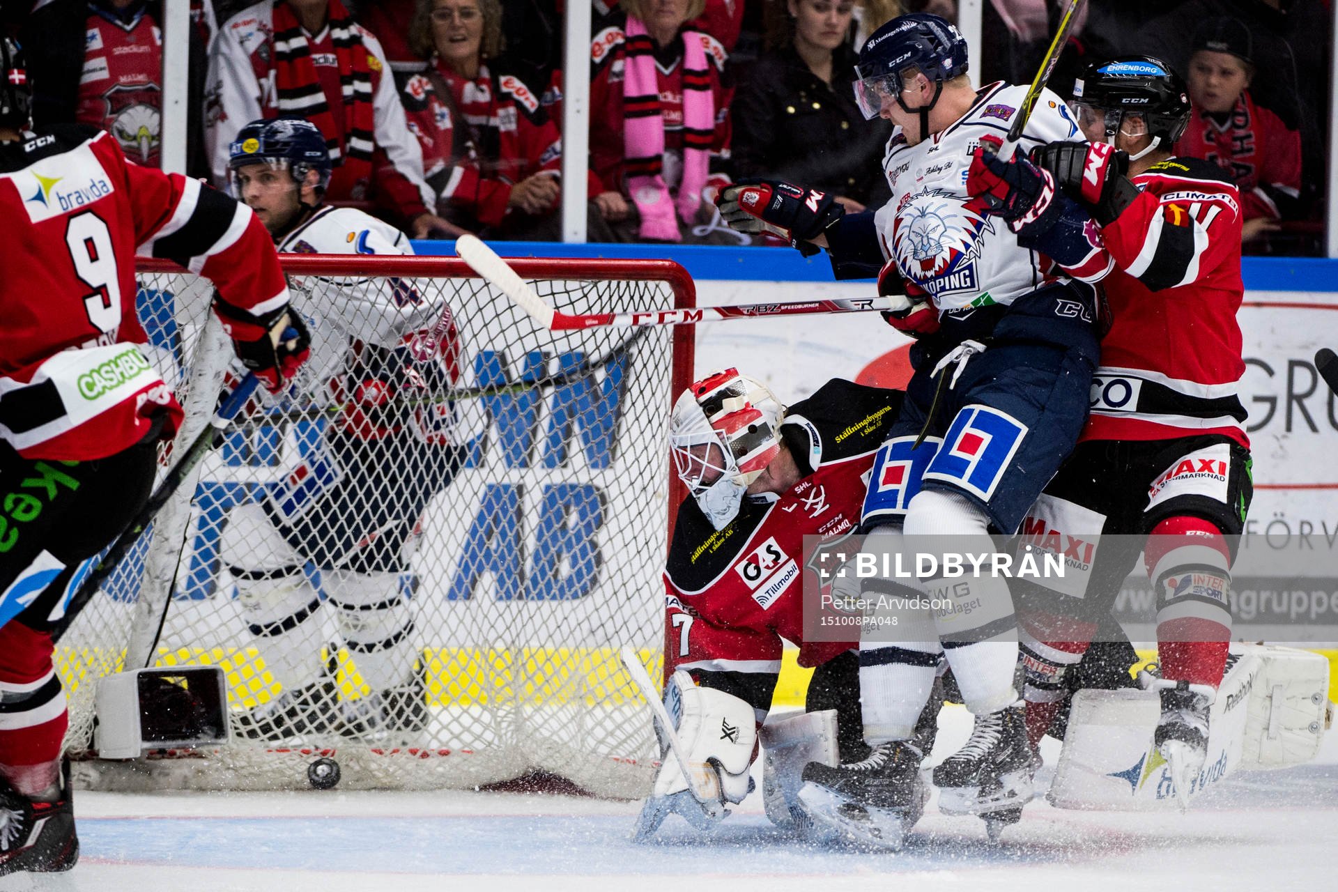 Malmö Redhawks målvakt Jonas Gunnarsson deppar