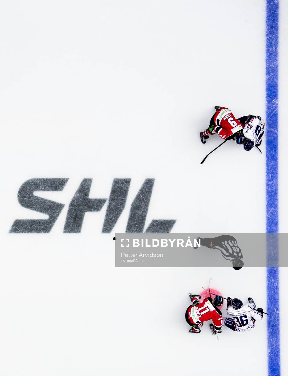 Tekning mellan Malmö Redhawks Stefan Warg och Joey Tenute