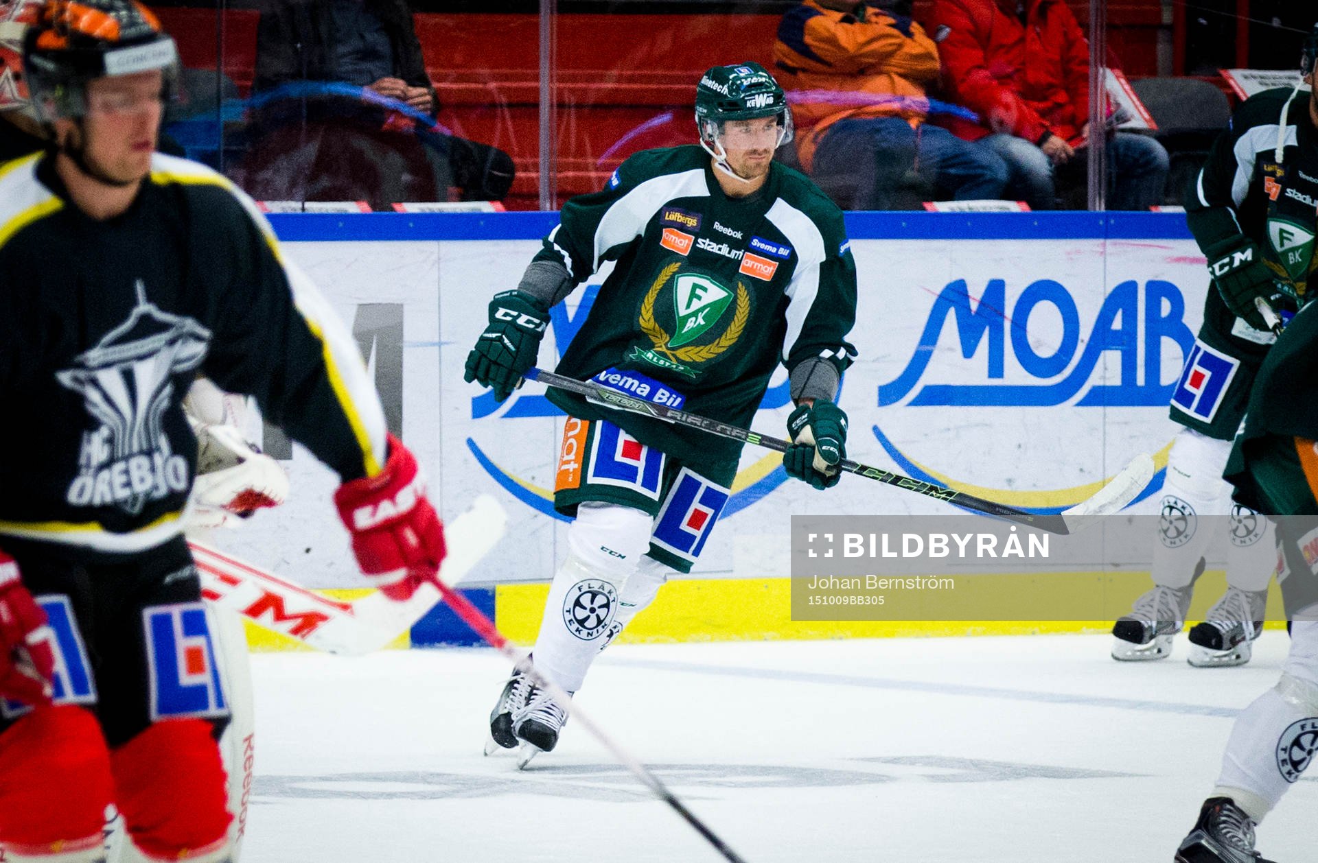 Förra Örebrospelare Färjestads Tomas Skogs