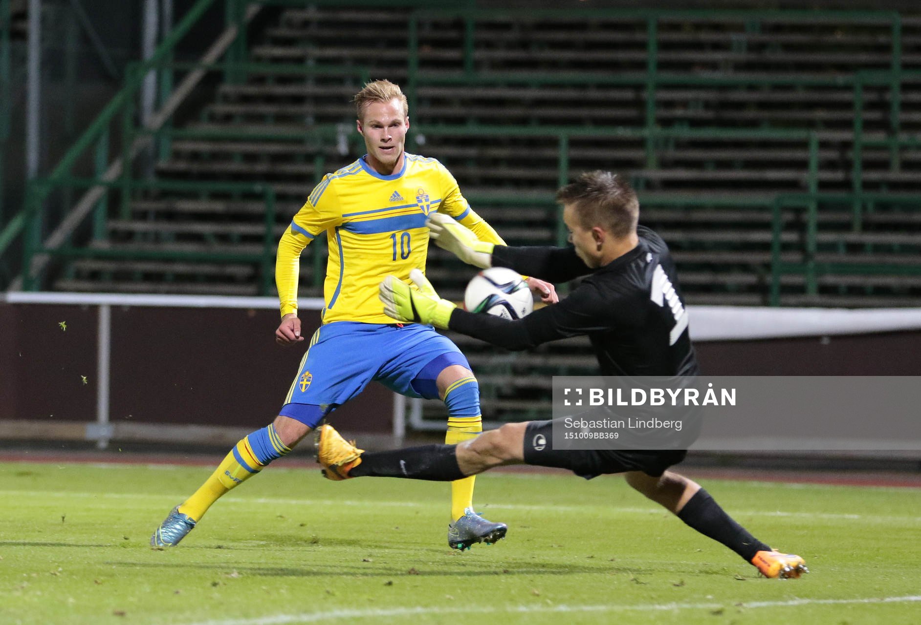 Sveriges Gustav Engvall, Estlands Magnus Karofeld
