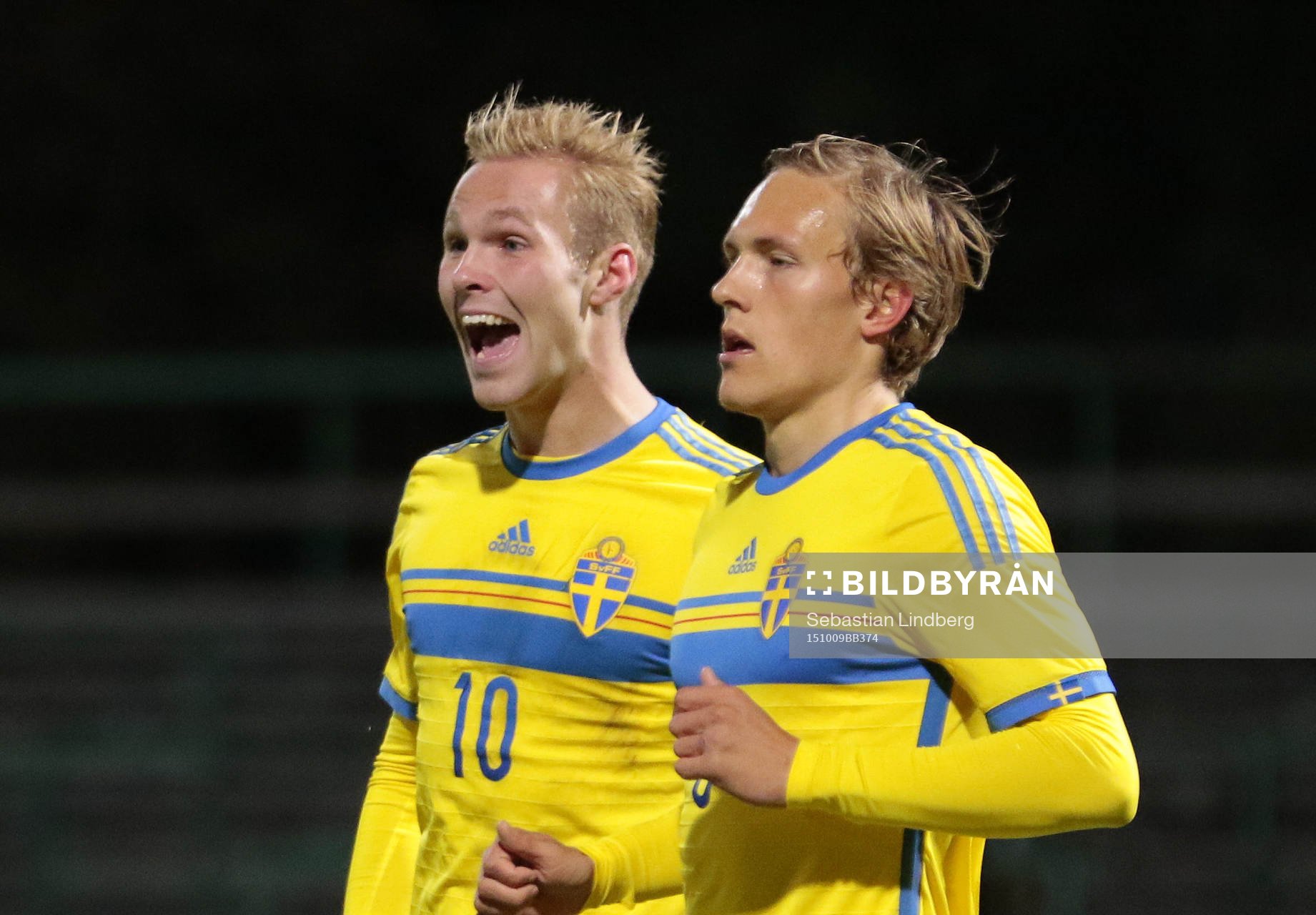 Sveriges Gustav Engval glad (th)