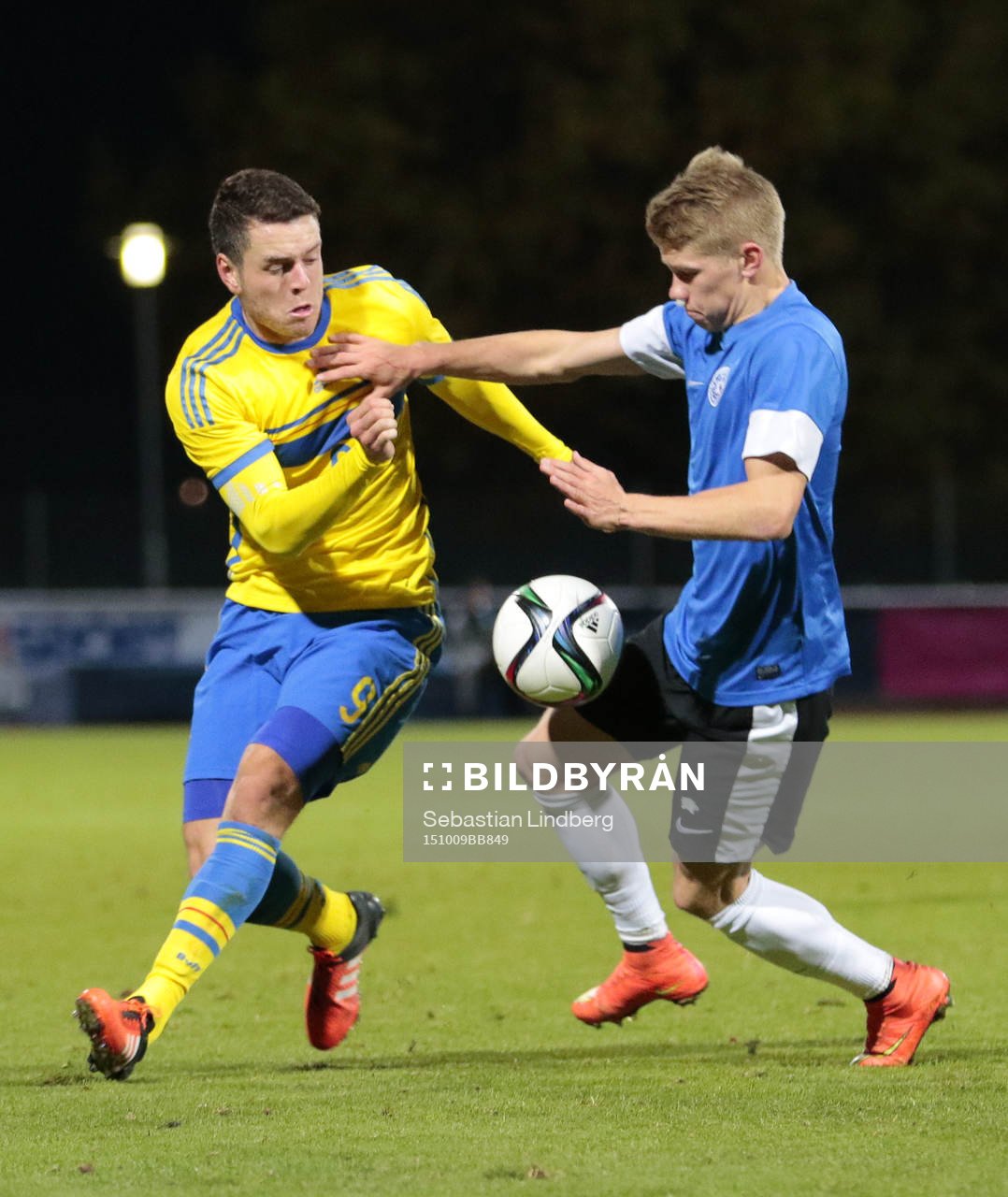 Sveriges Kerim Mrabti, Estlands Joseph Saliste