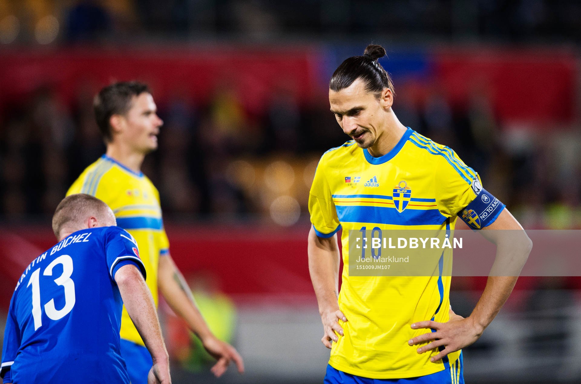 Sveriges Zlatan Ibrahimovic deppar