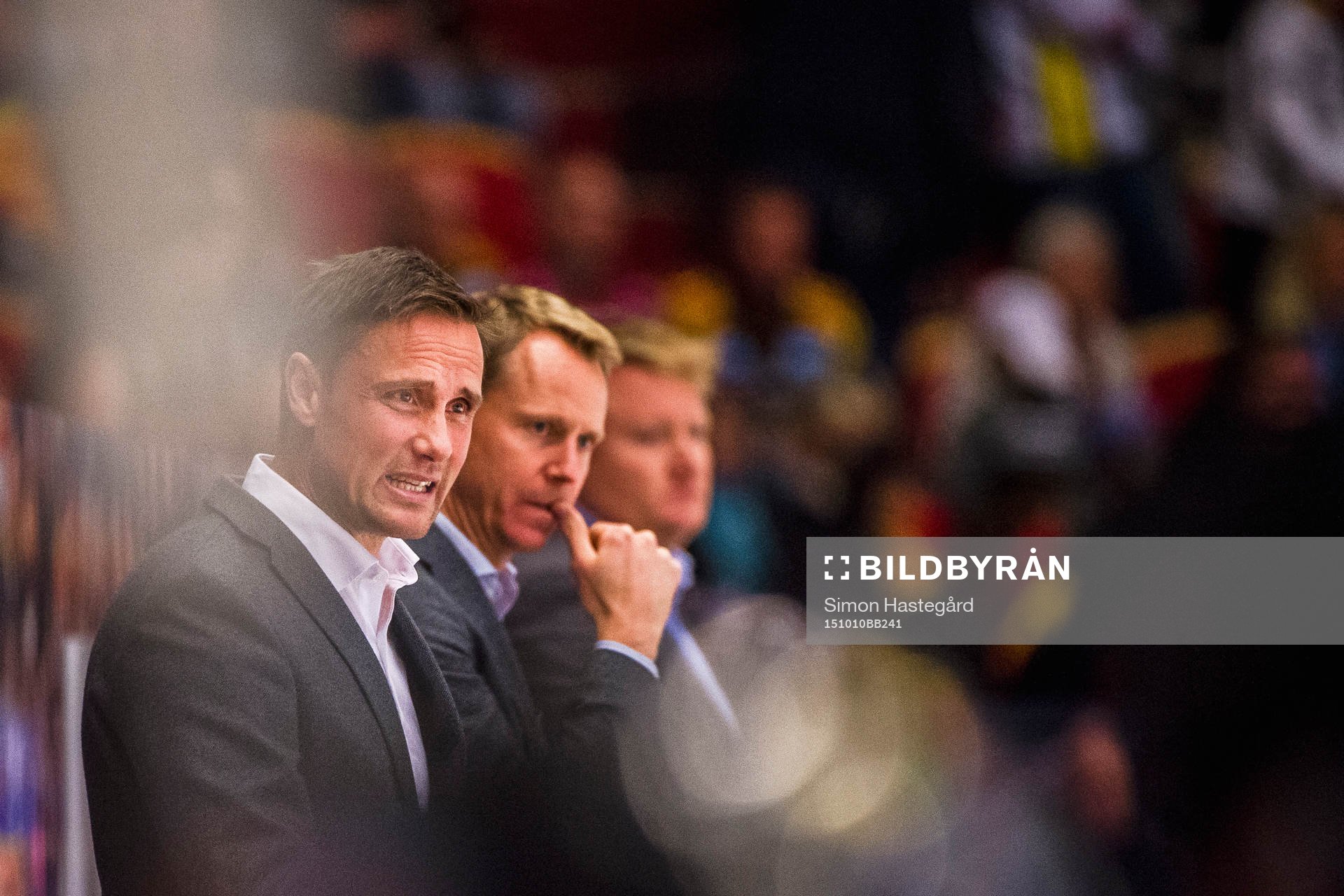 Frölundas tränare Roger Rönnberg  deppar