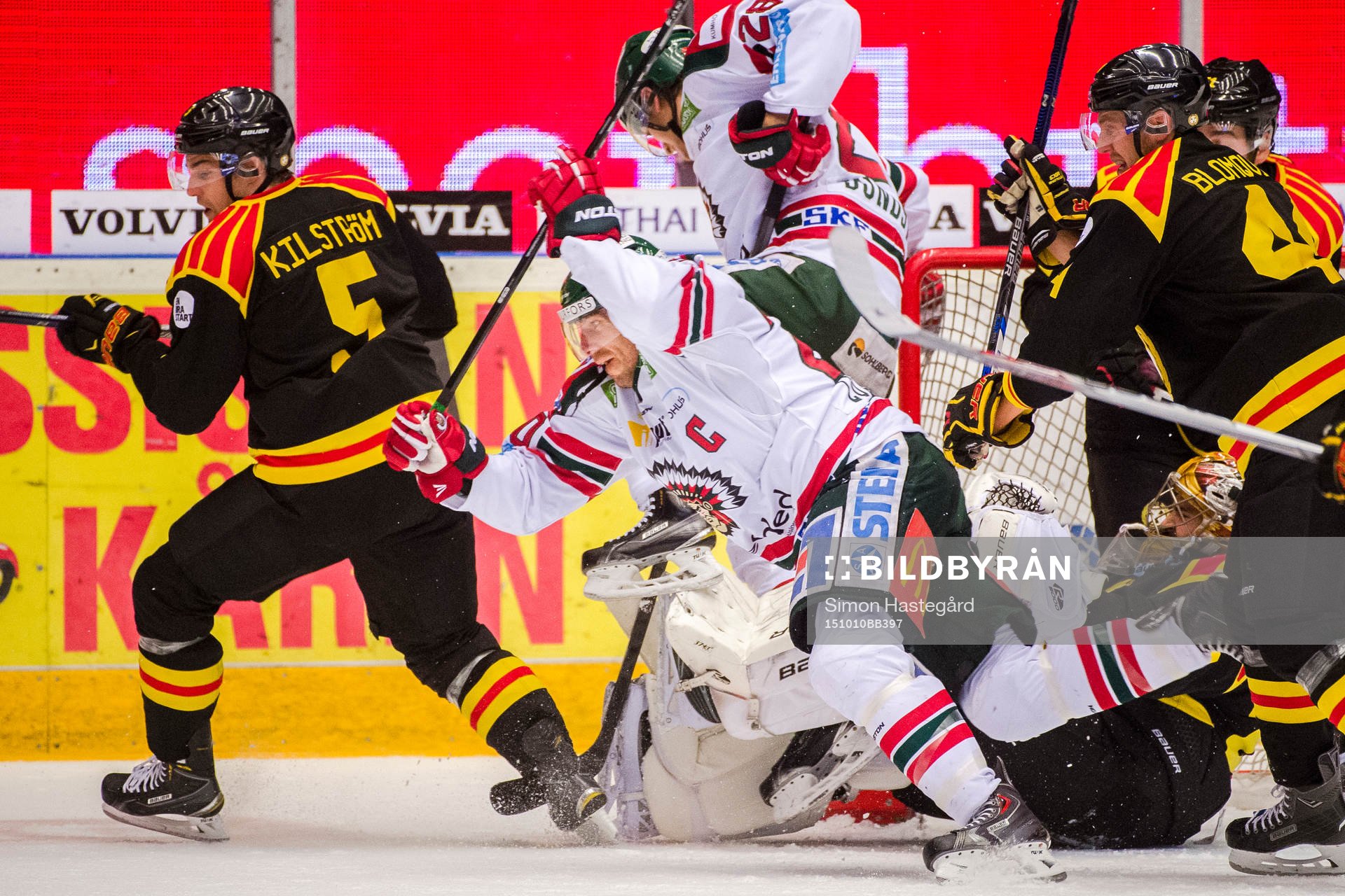 Frölundas Joel Lundqvist och Johan Sundström faller över