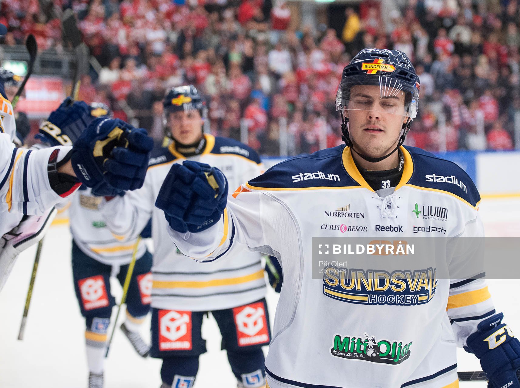 Sundsvalls Tommy Stenqvist jublar fete 1-2 målet