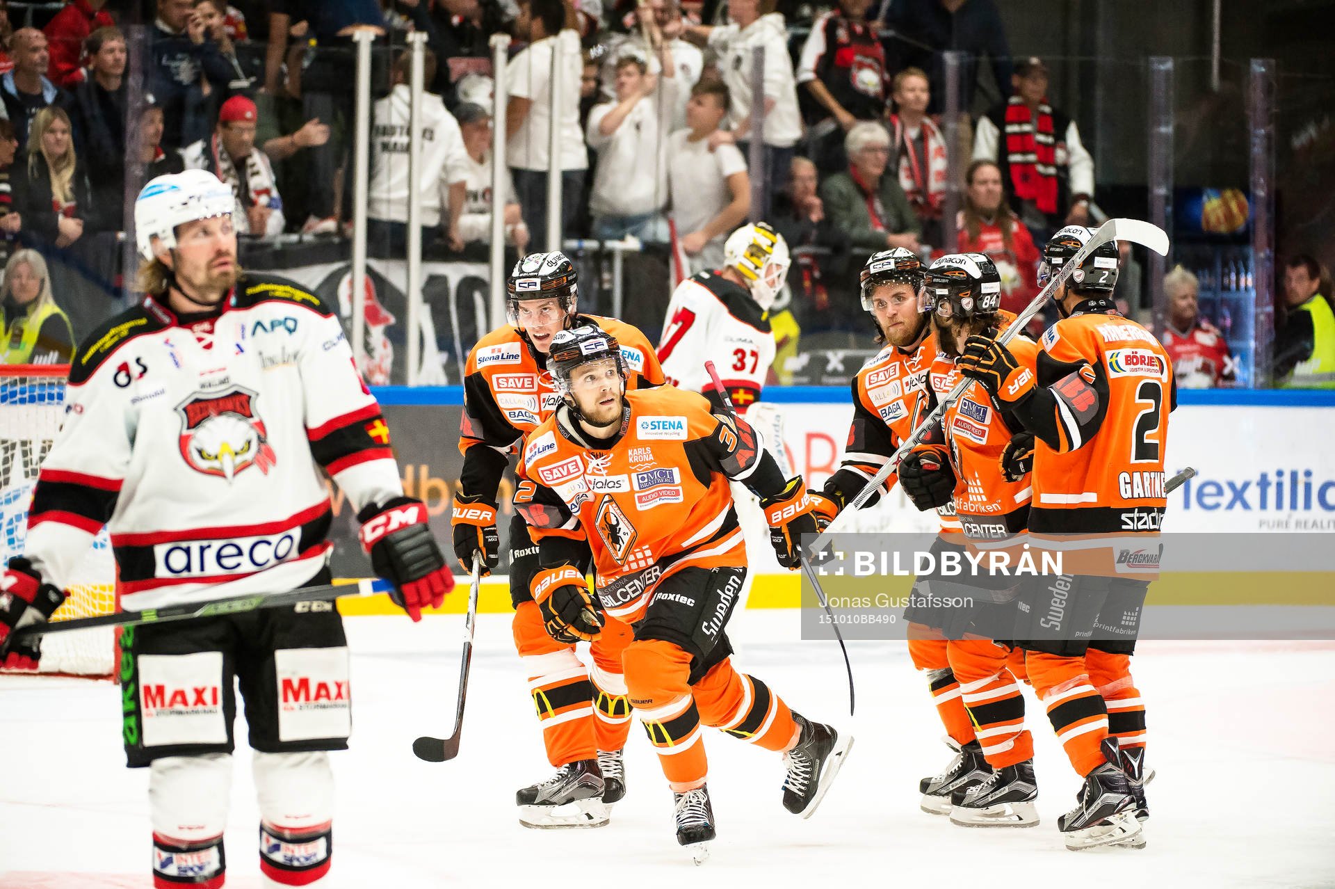 Karlskronas Kristoffer Söder har gjort 1-2 till Karlskrona