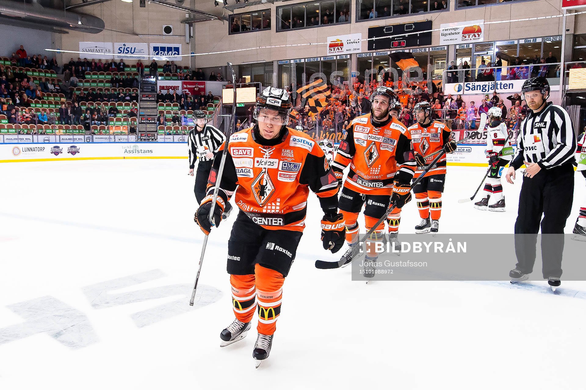 Karlskronas Filip Cruseman har gjort 4-7 till Karlskrona