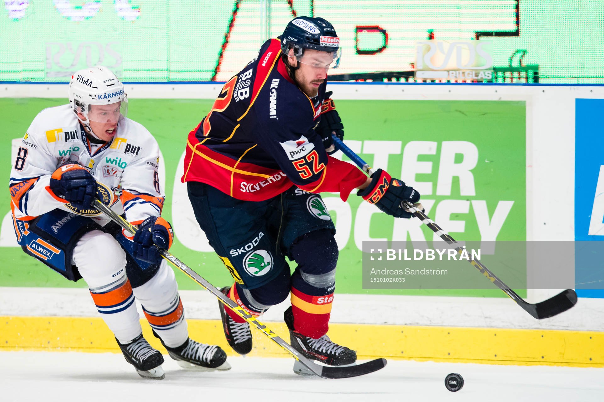 Växjös Ville Varakas jagar Djurgårdens Mikael Ahlén