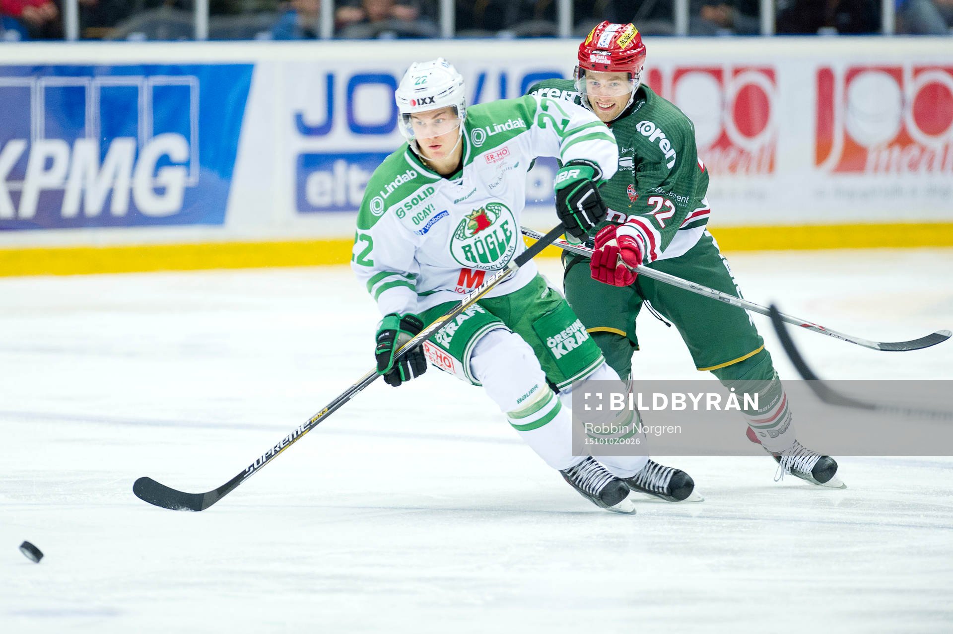 Rögles Sebastian Wännström och Modos Albin Carlsson