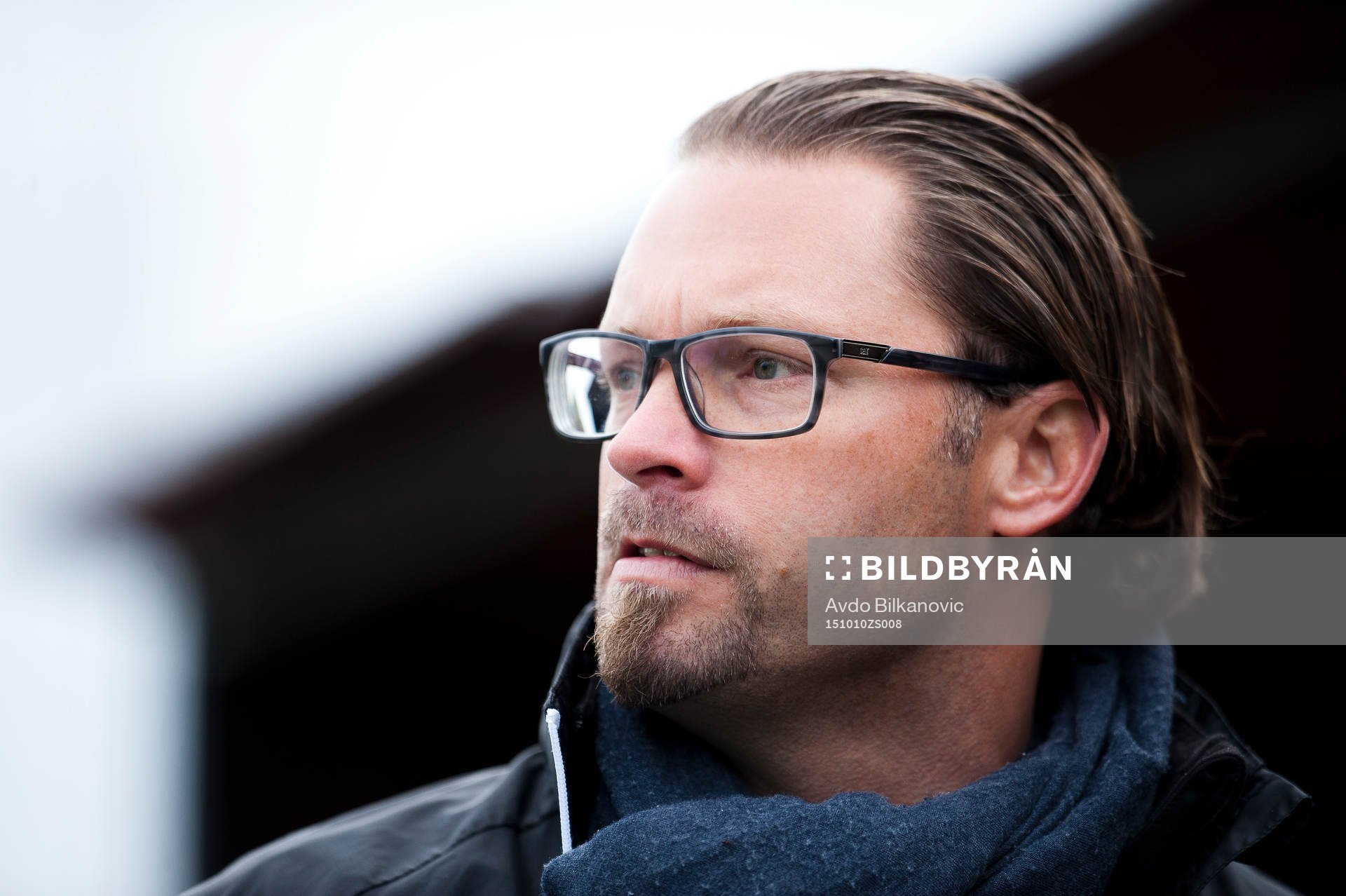 Högaborgs tränare Joakim Persson under fotbollsmatchen i Div. 2 Västra Götaland mellan Högaborg BK och Tenhult IF den 10 oktober 2015 i Helsingborg