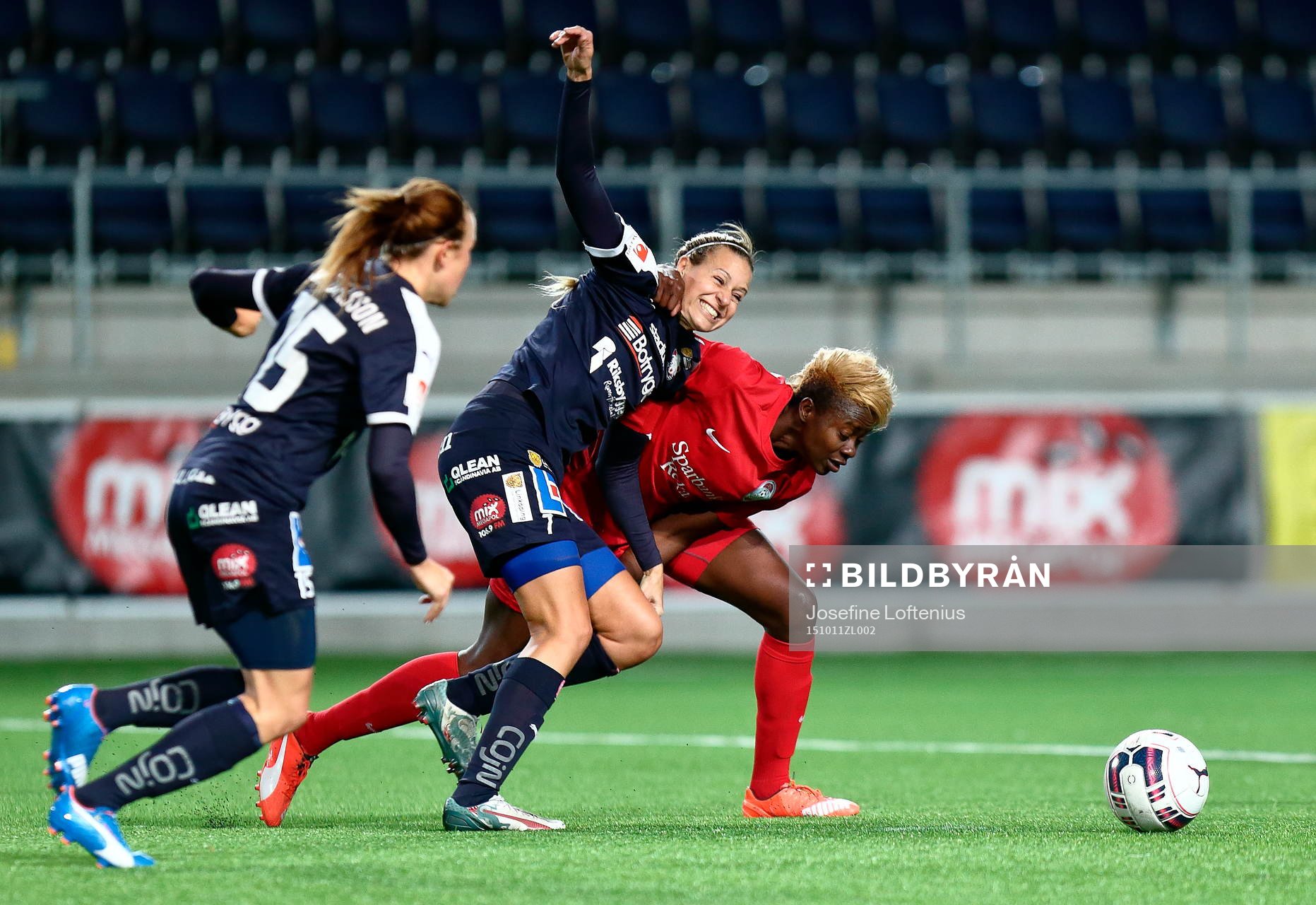 Linköpings Charlotte Rohlin och Eskilstunas Gaelle