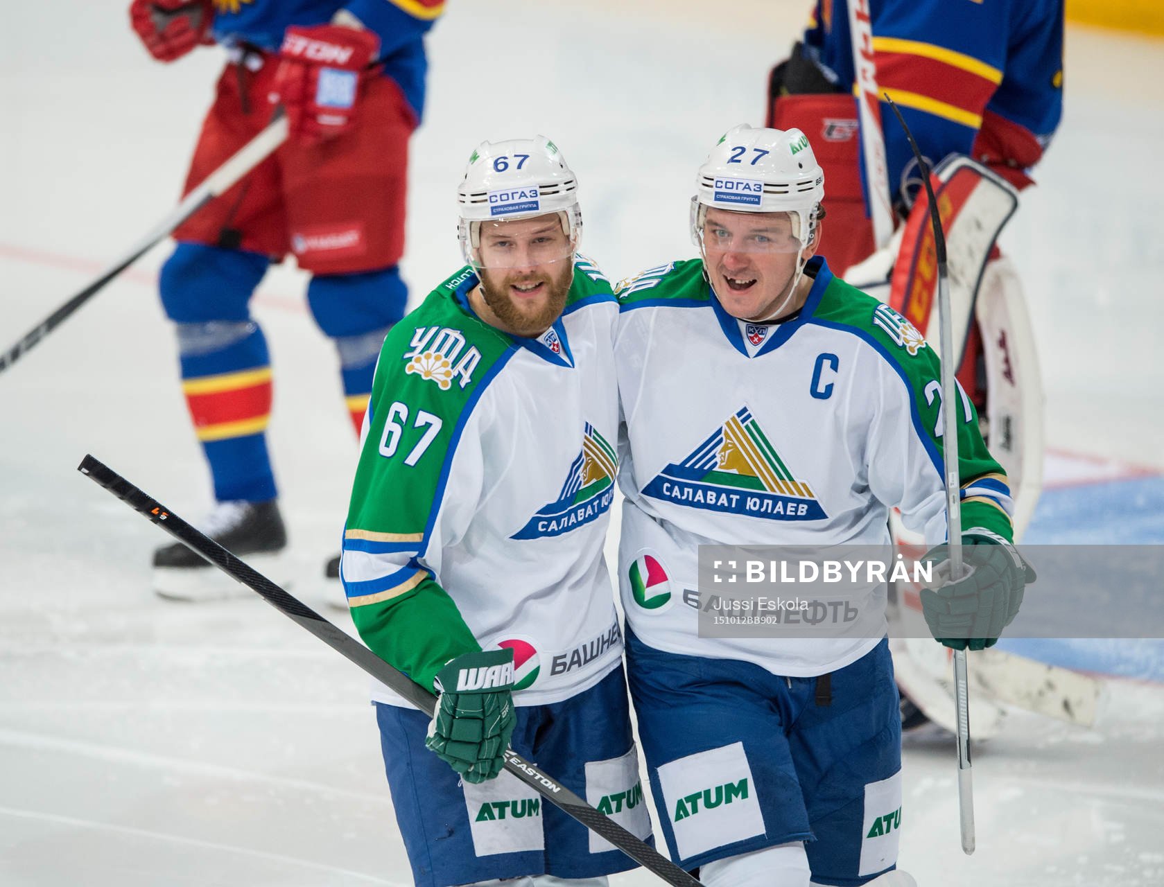 Linus Omark (left), Igor Grigorenko. Jokerit - Salavat