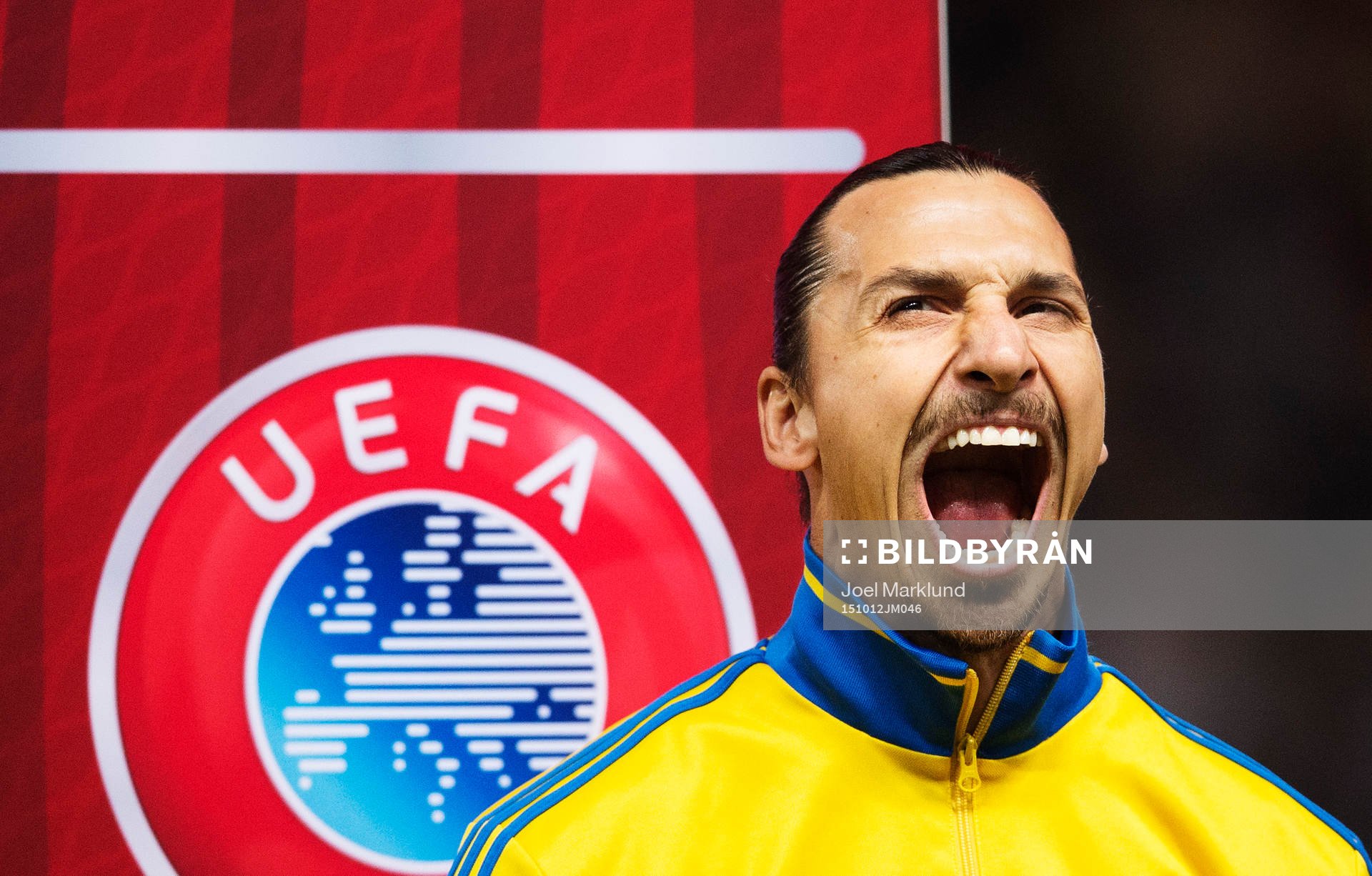 Sveriges Zlatan Ibrahimovic grimaserar
