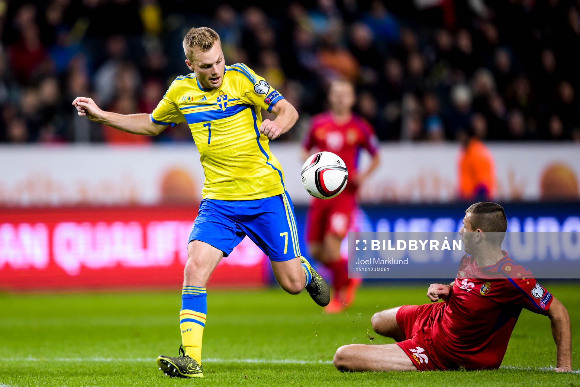 Sveriges Sebastian Larsson och Moldaviens Stefan Burghiu