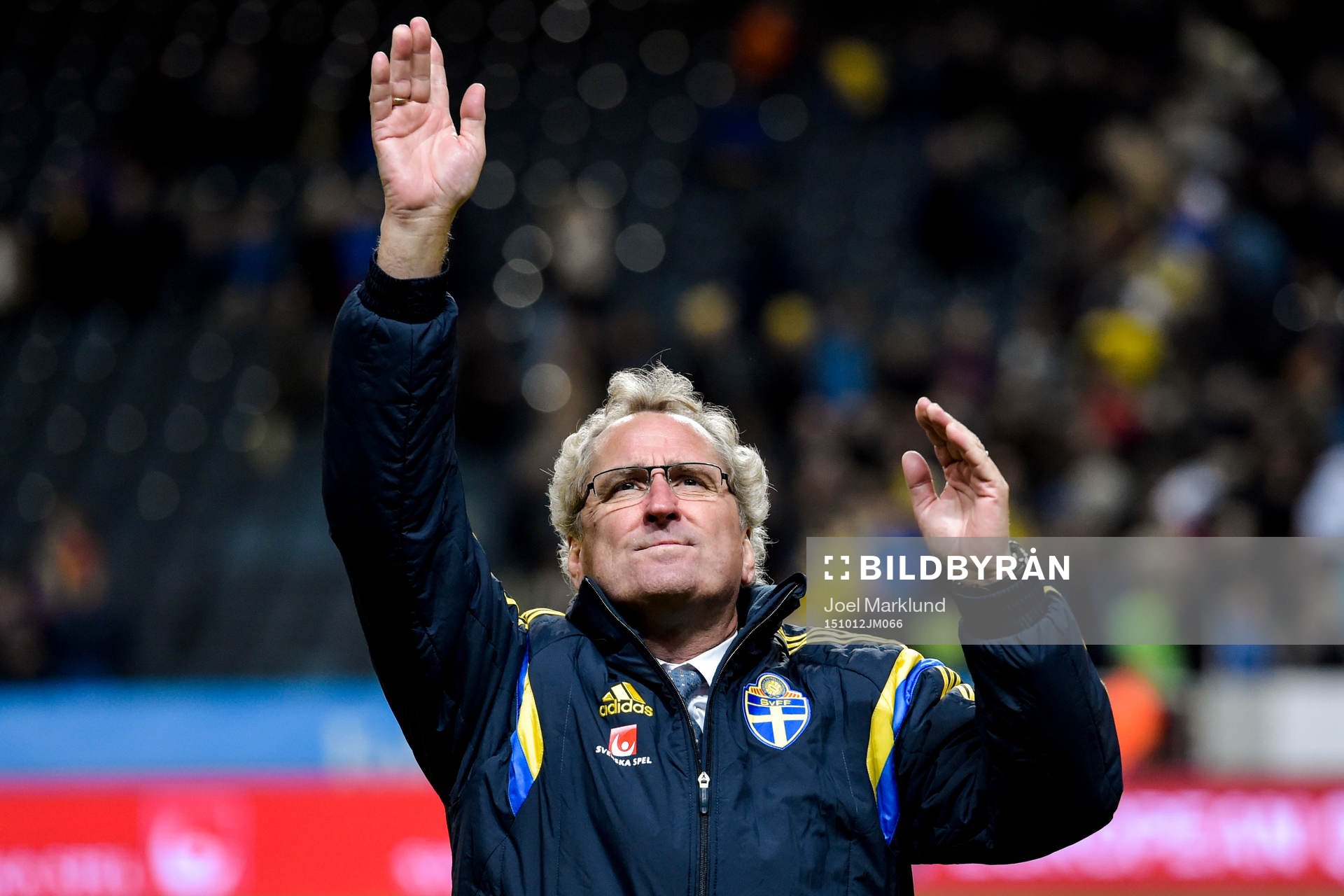 Sveriges förbundskapten Erik Hamrén jublar