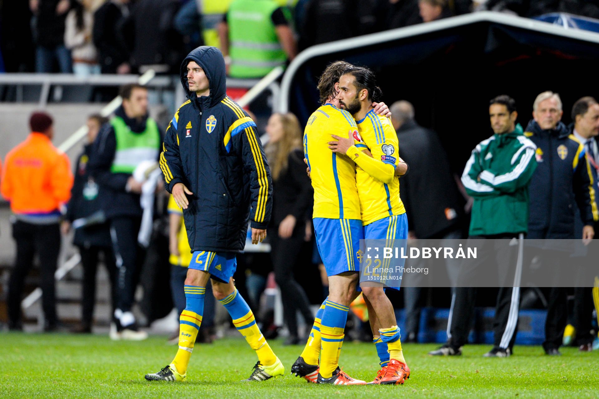 Sveriges Gustav Svensson kramar om Erkan Zengin