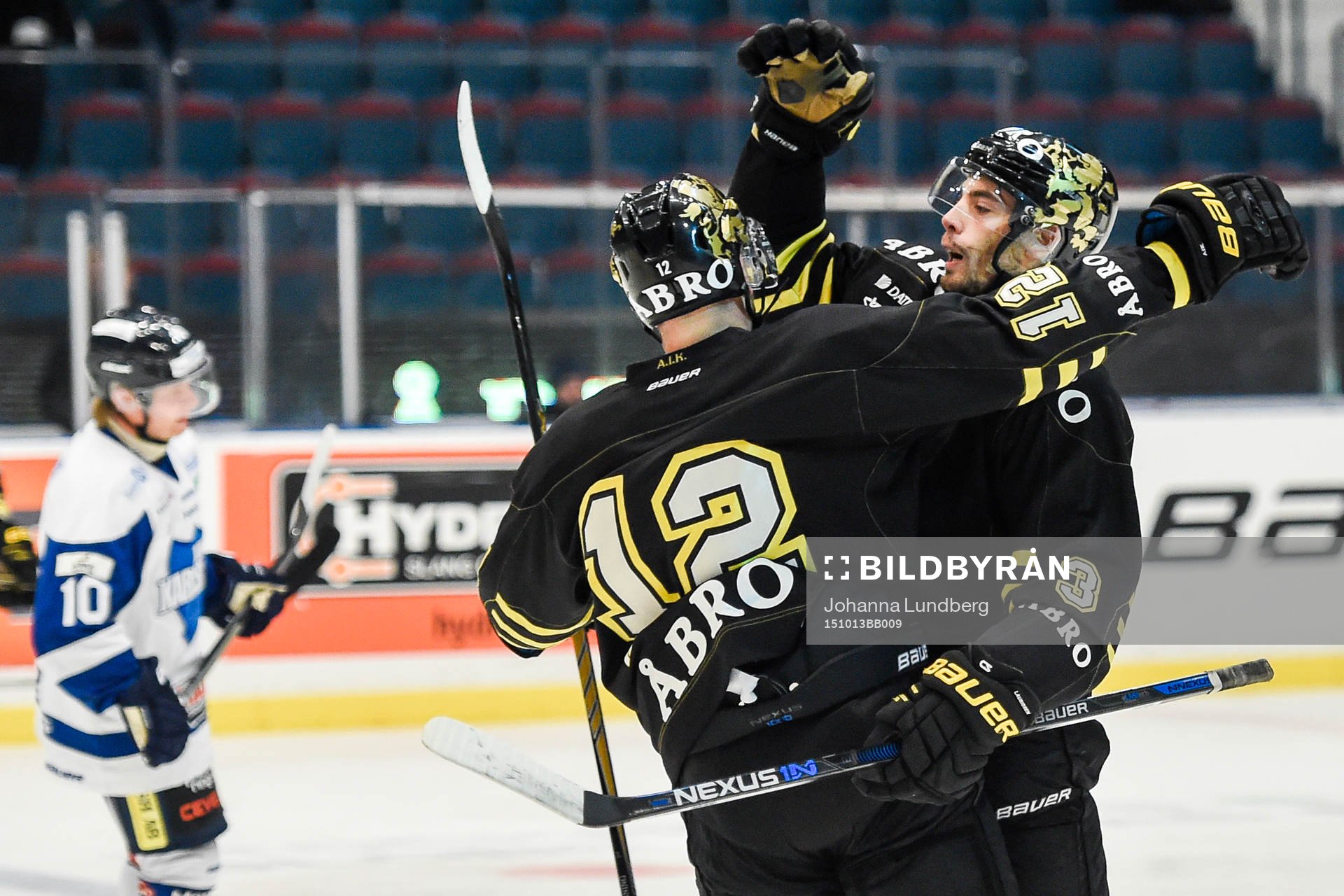 s Fredrik Hynning och Markus Lauridsen jublar