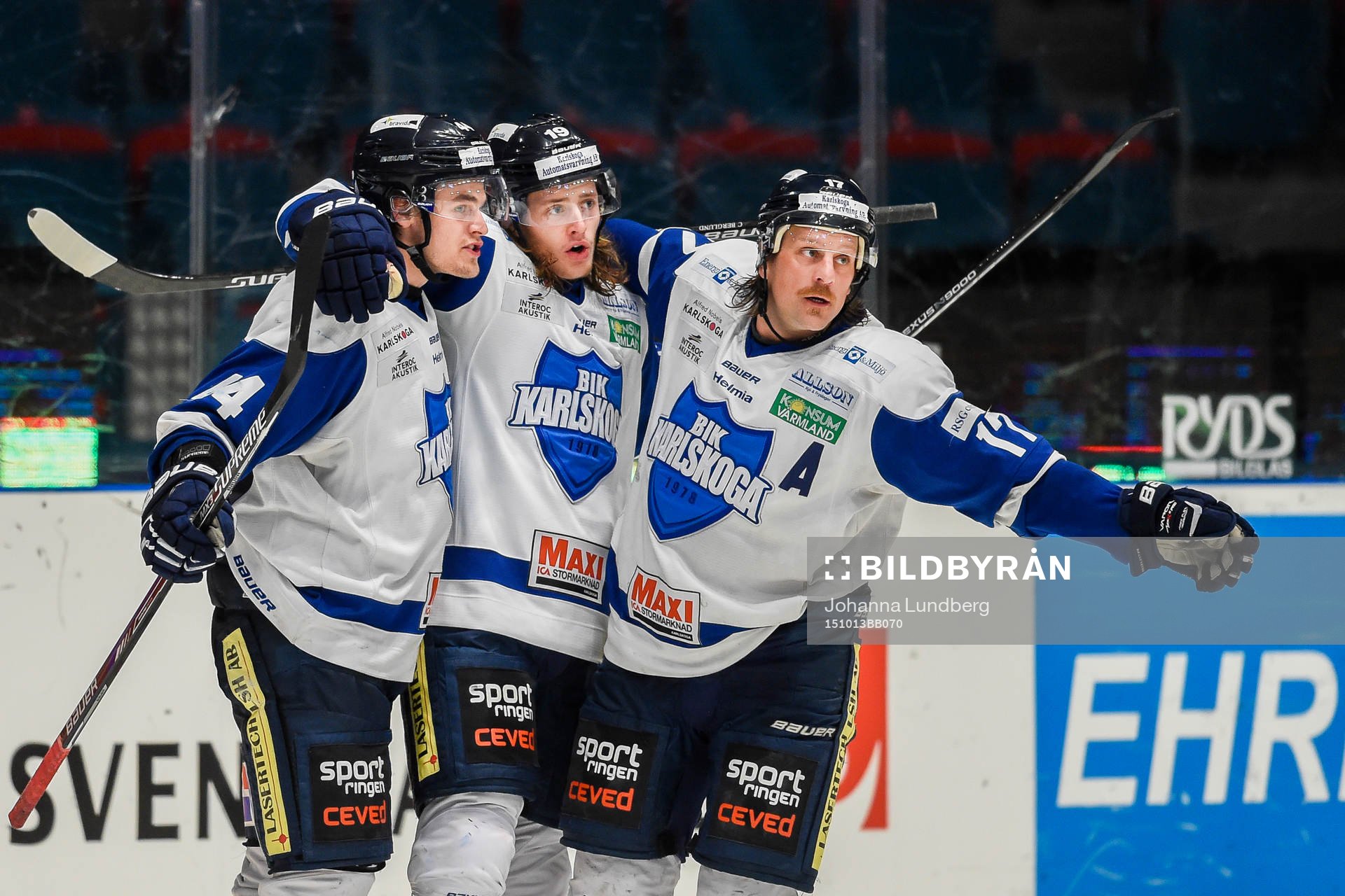 Karlskogas Carl Persson jublar