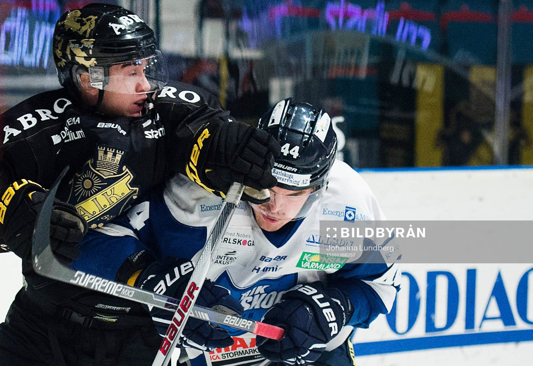 s Michael Lindqvist och Karlskogas Oskar Carlsson