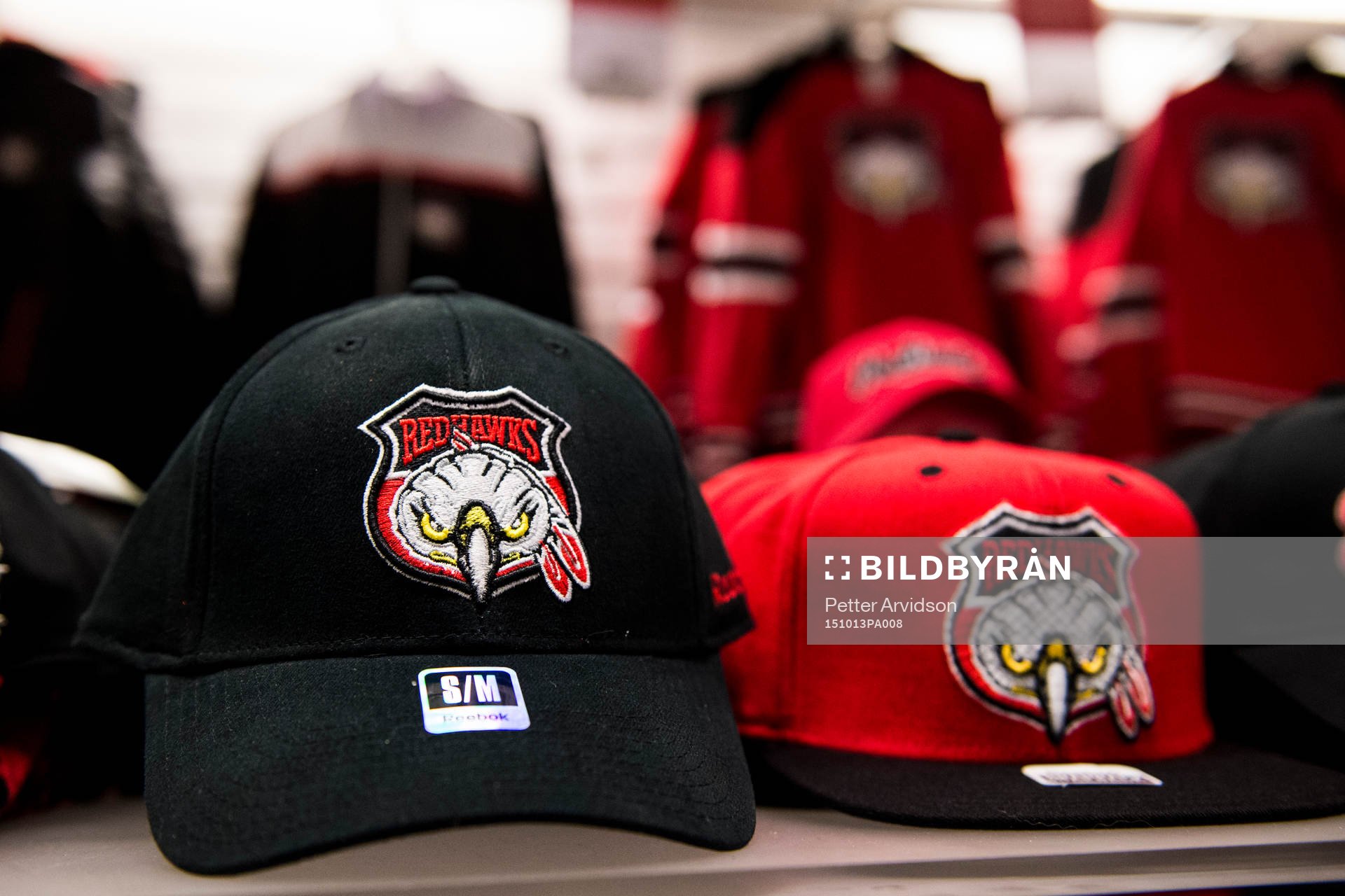 Kepsar i Malmö Redhawks supportershop