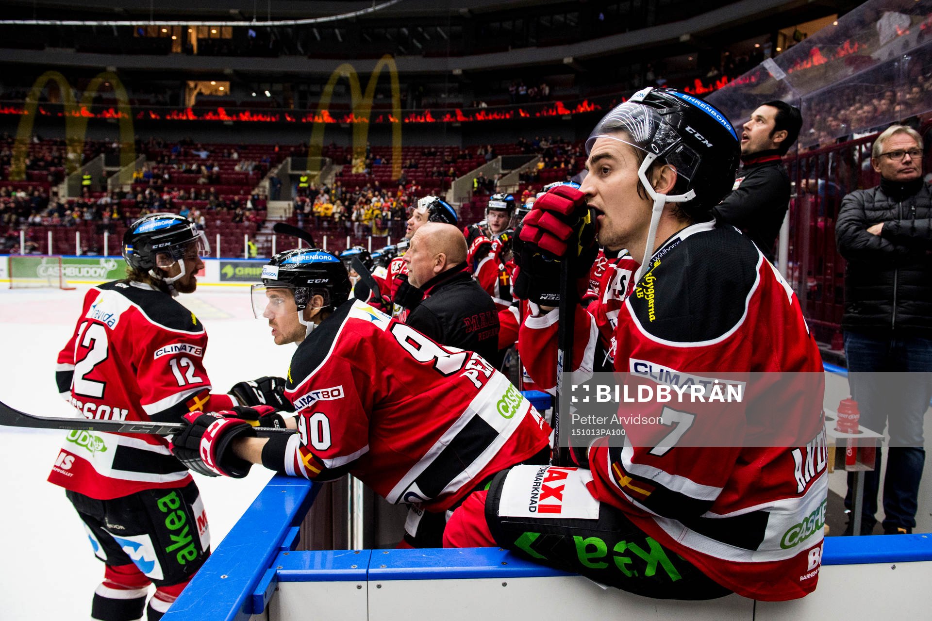 Malmö Redhawks Nils Andersson och Mattias Persson deppar i